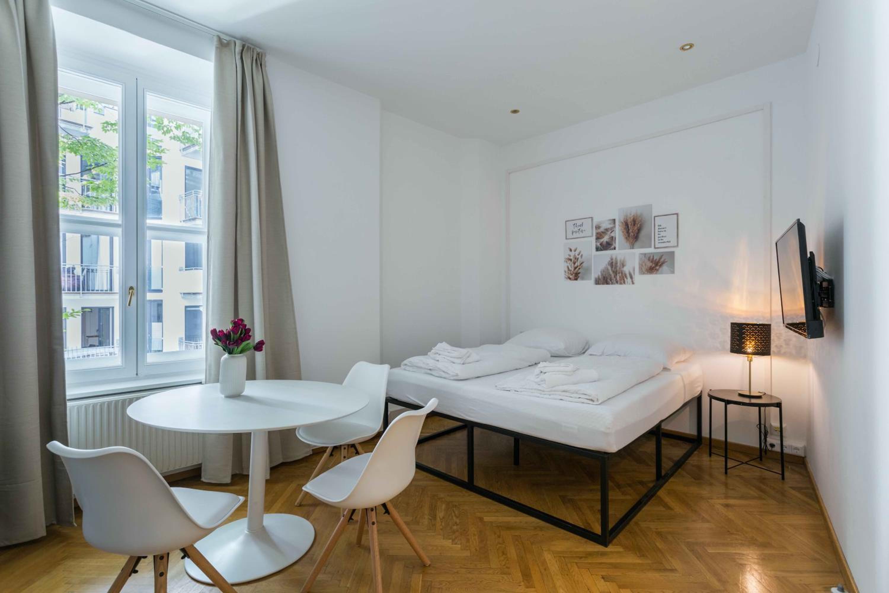 Beautiful Apartment City Center 4