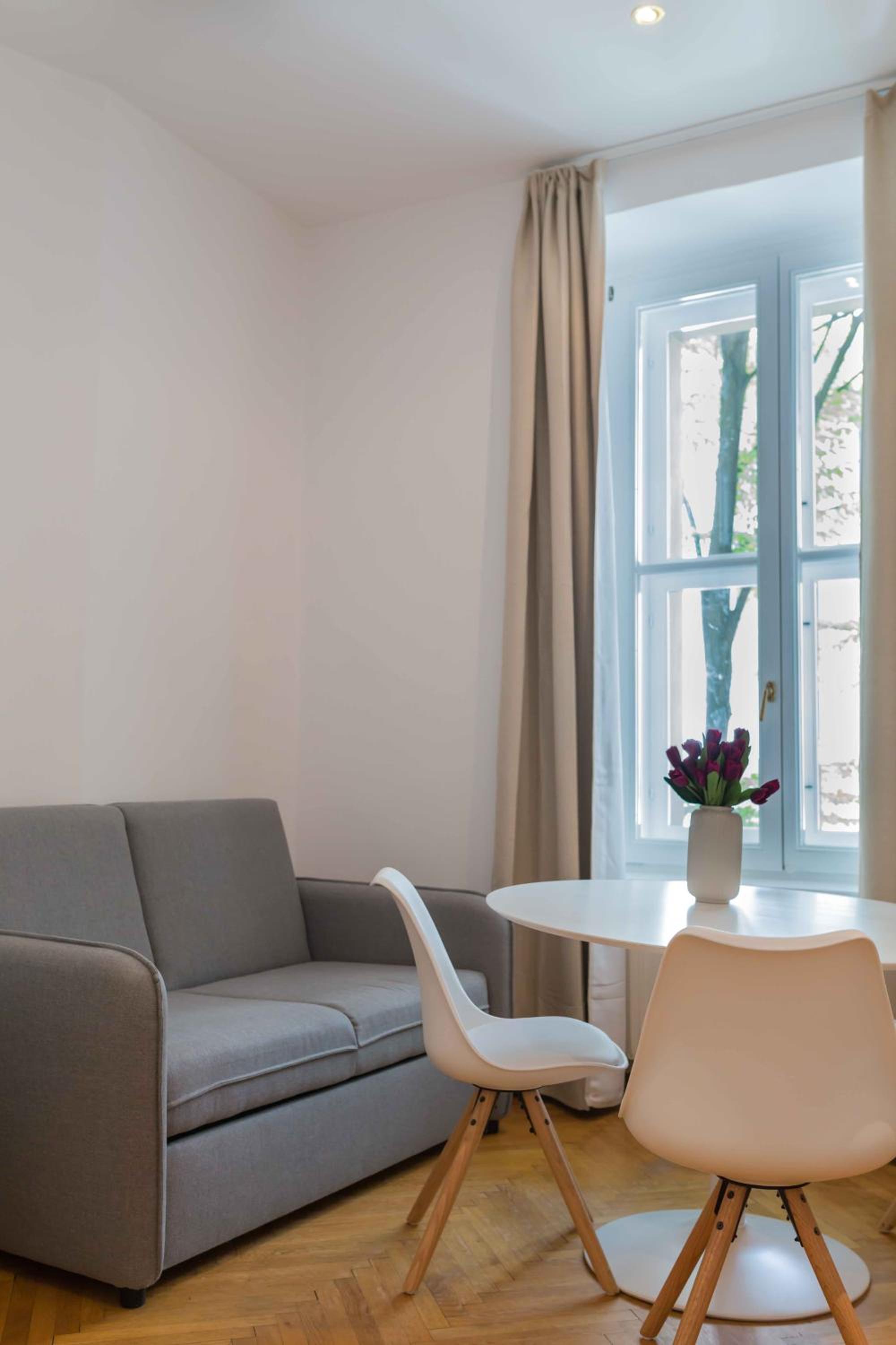 Beautiful Apartment City Center 4