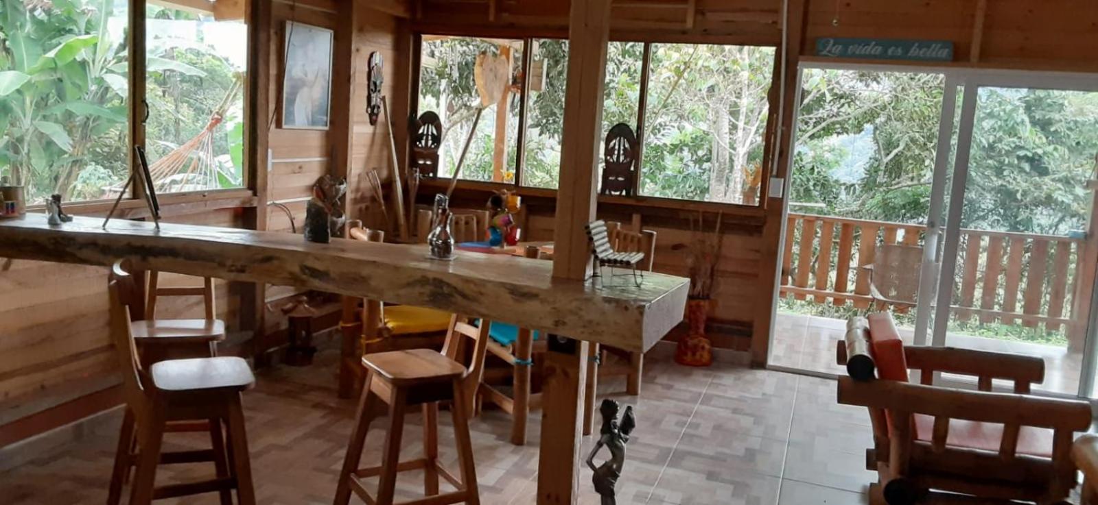 LA CASA DEL BOSQUE Via SALADITO