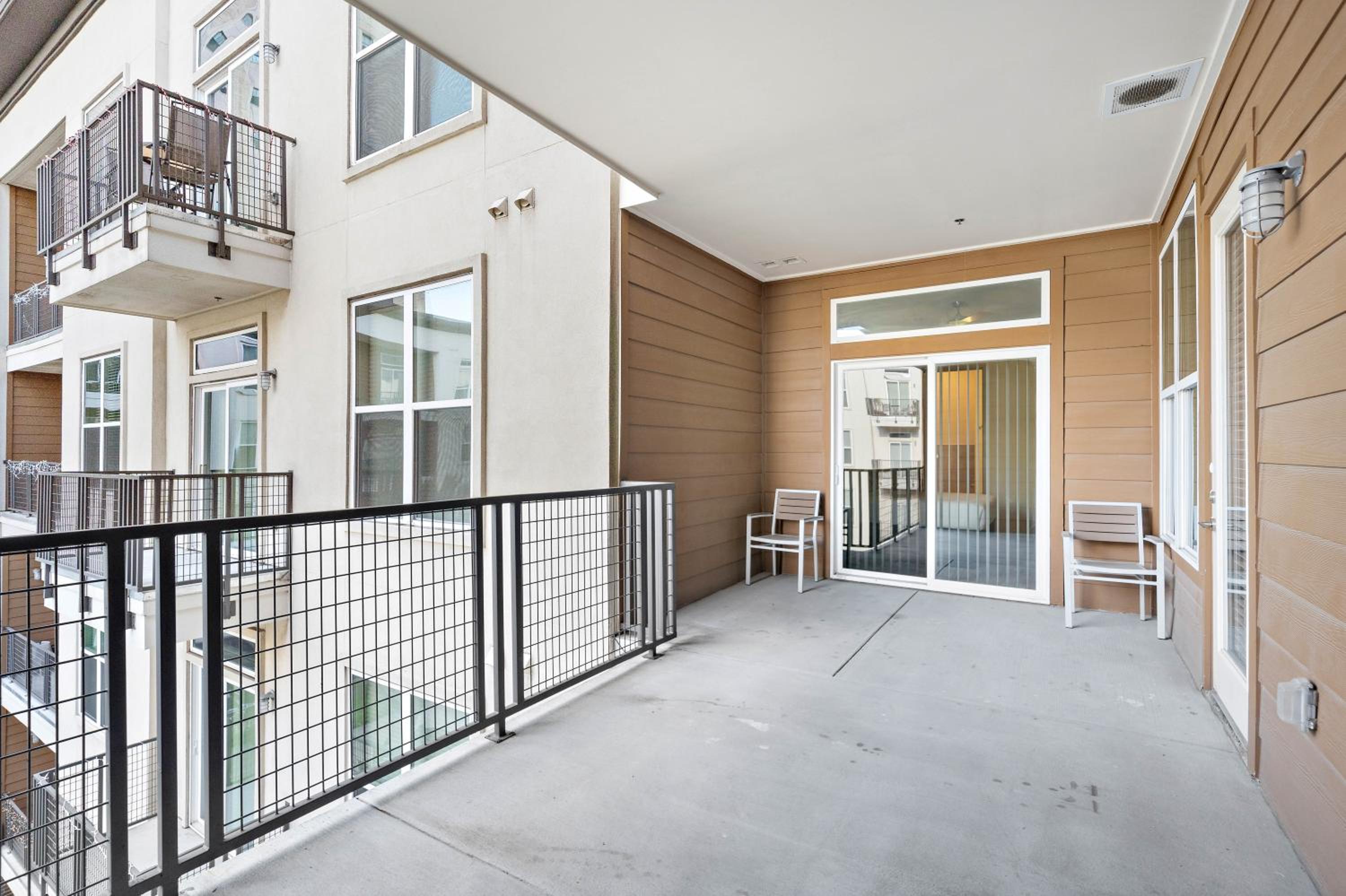 RENU at Downtown Houston view 5