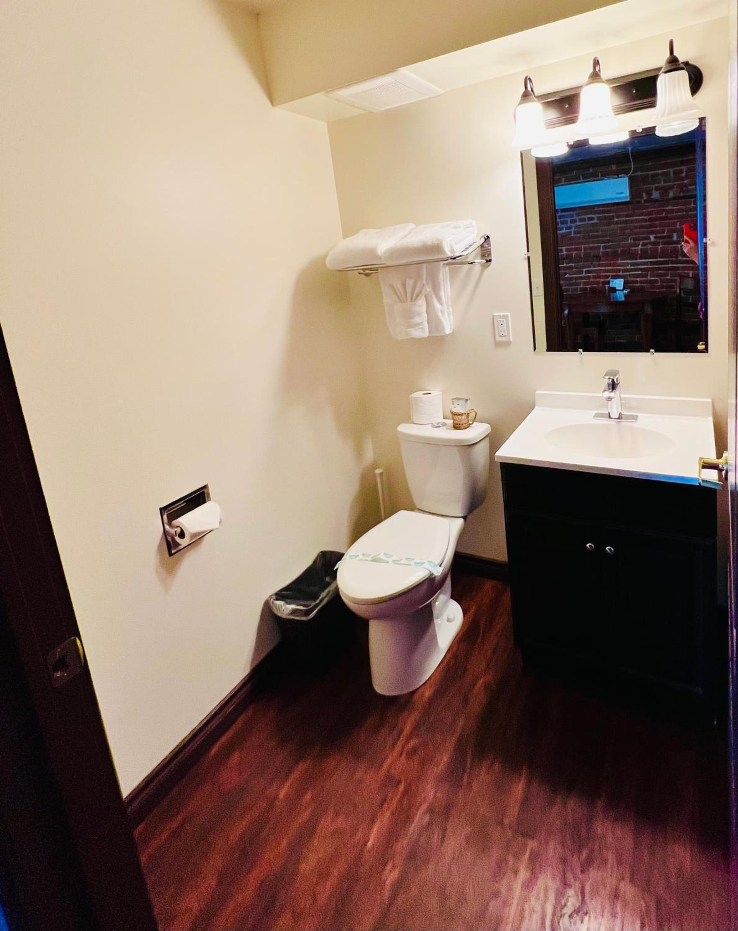 The Monarch Hotel, photo 72