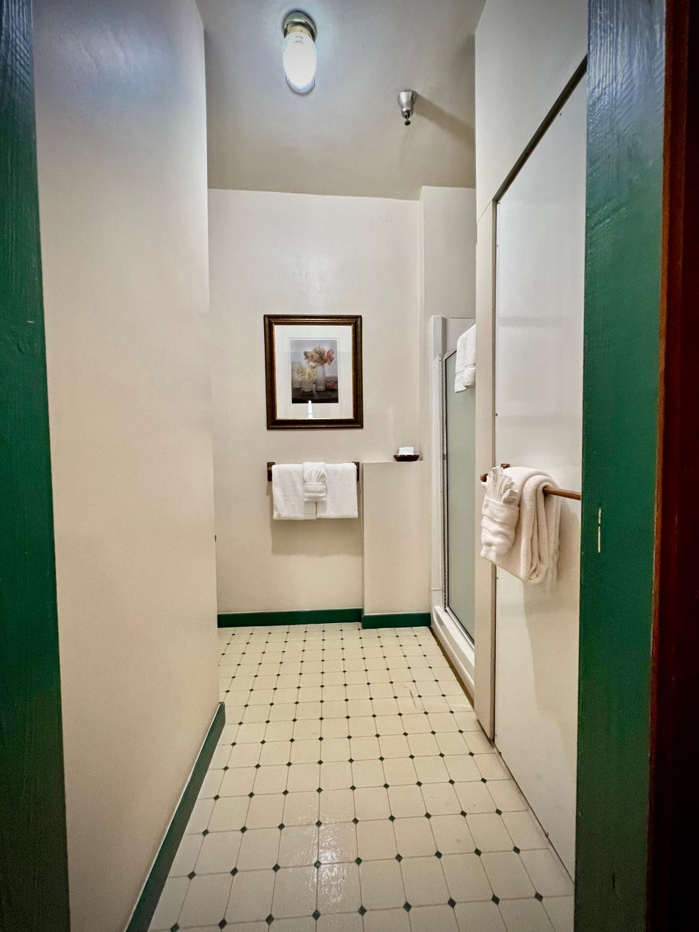 The Monarch Hotel, photo 79