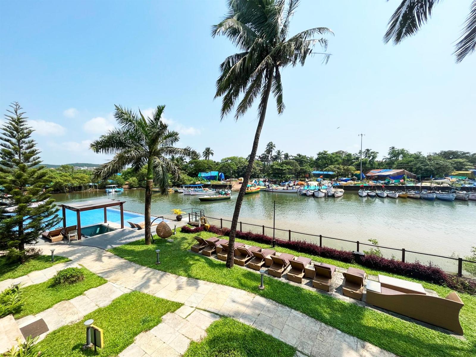 Acron Waterfront Resort