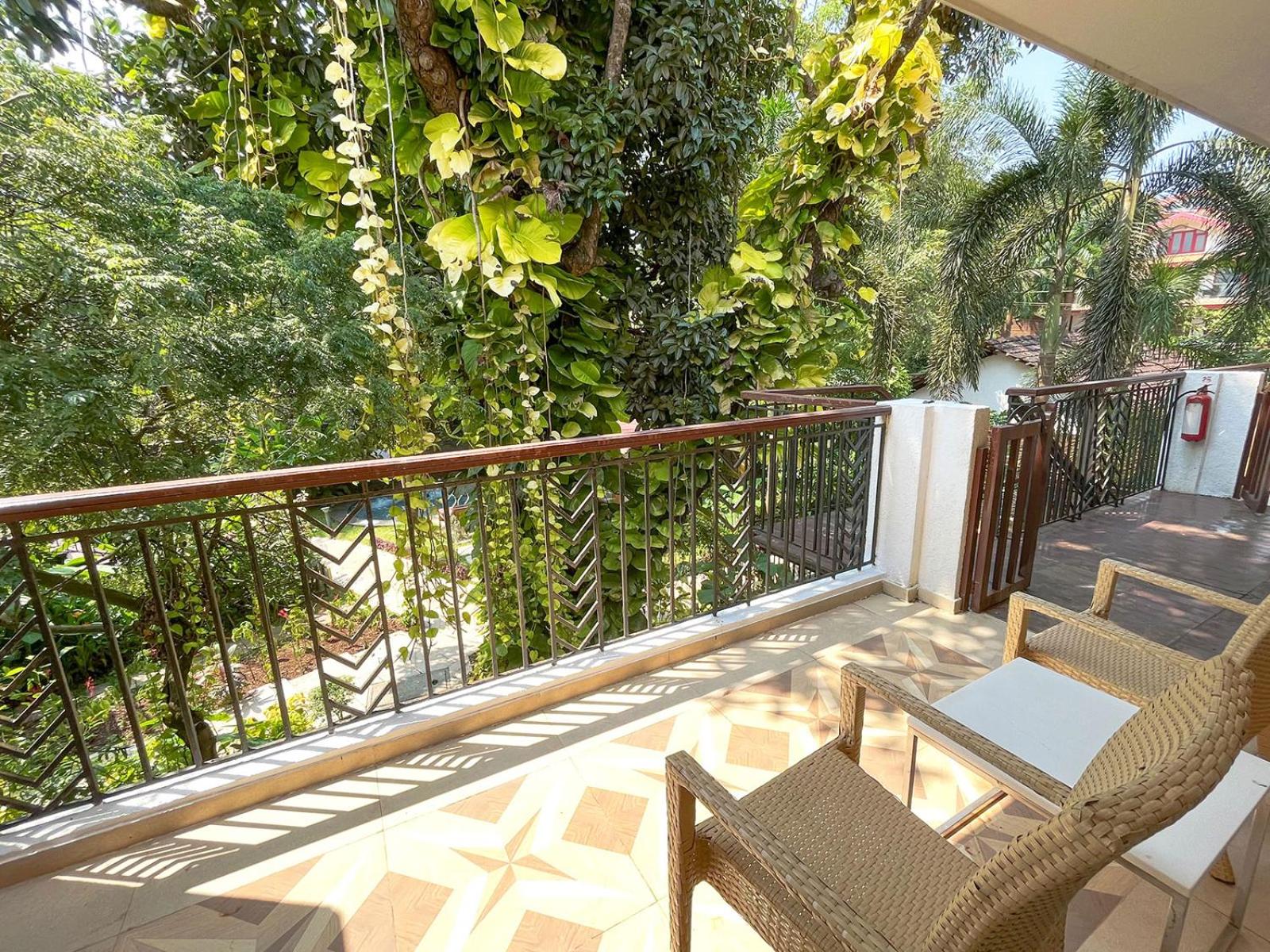 Acron Waterfront Resort