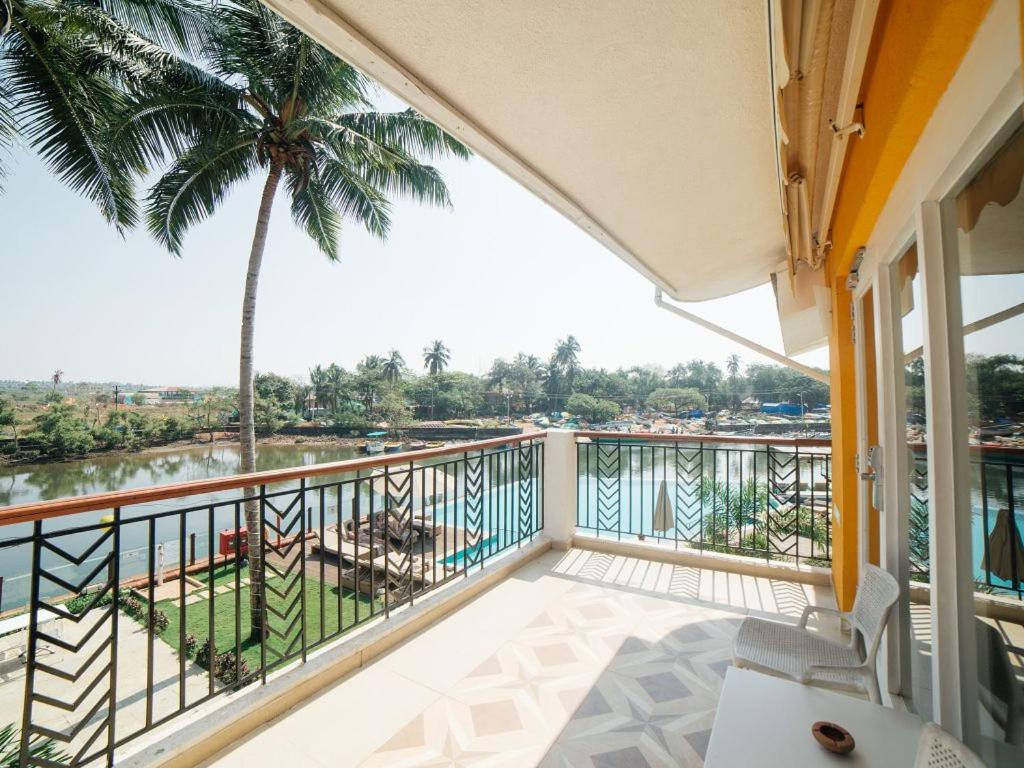Acron Waterfront Resort