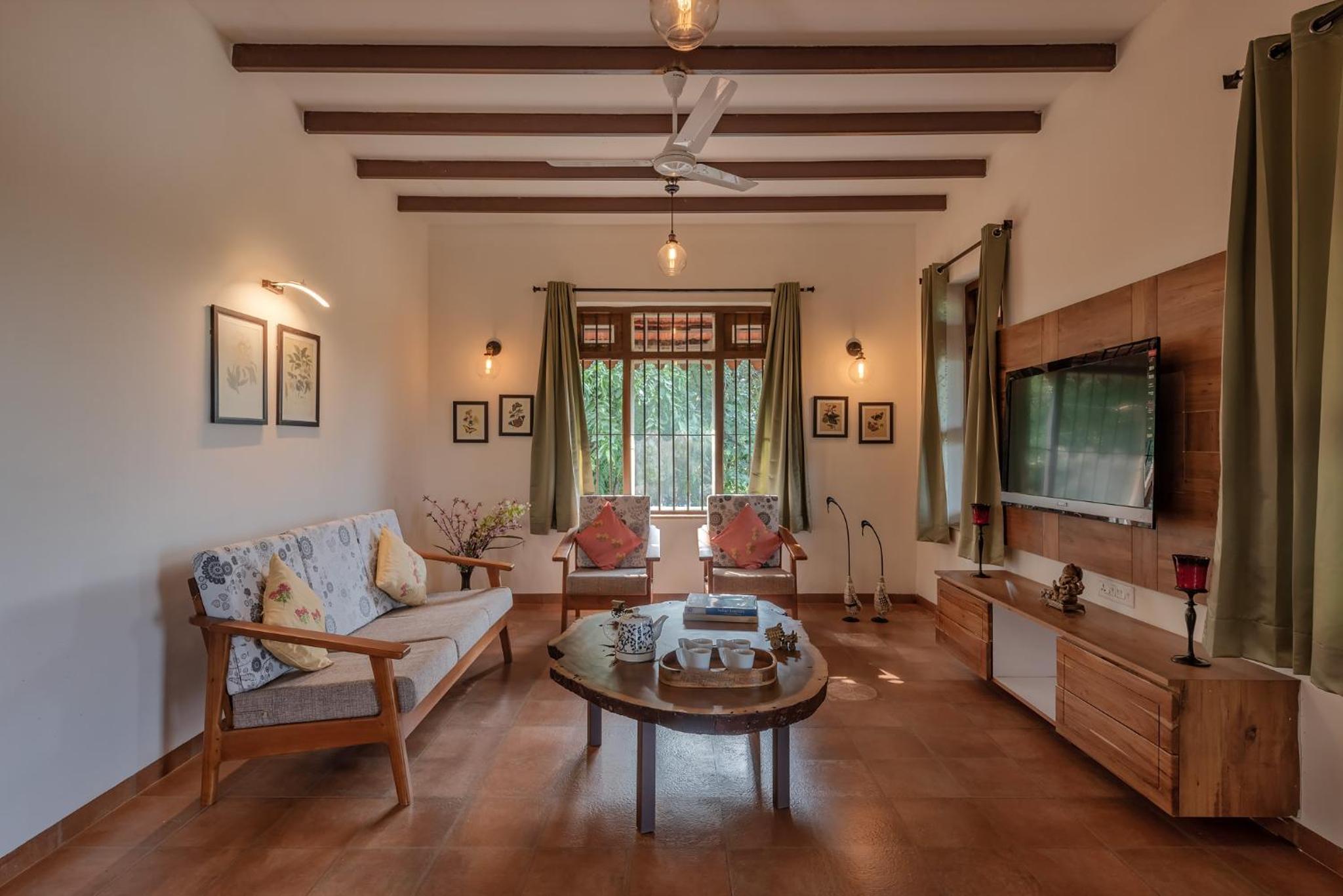 SaffronStays Niramay - 3BR Velhe villa, infinity pool, organic farm, library, valley & forest views near Torna-Rajgad view 3