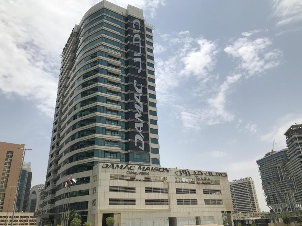 Spacious one bedroom close to Burj Khalifa, Dubai Mall in Business Bay