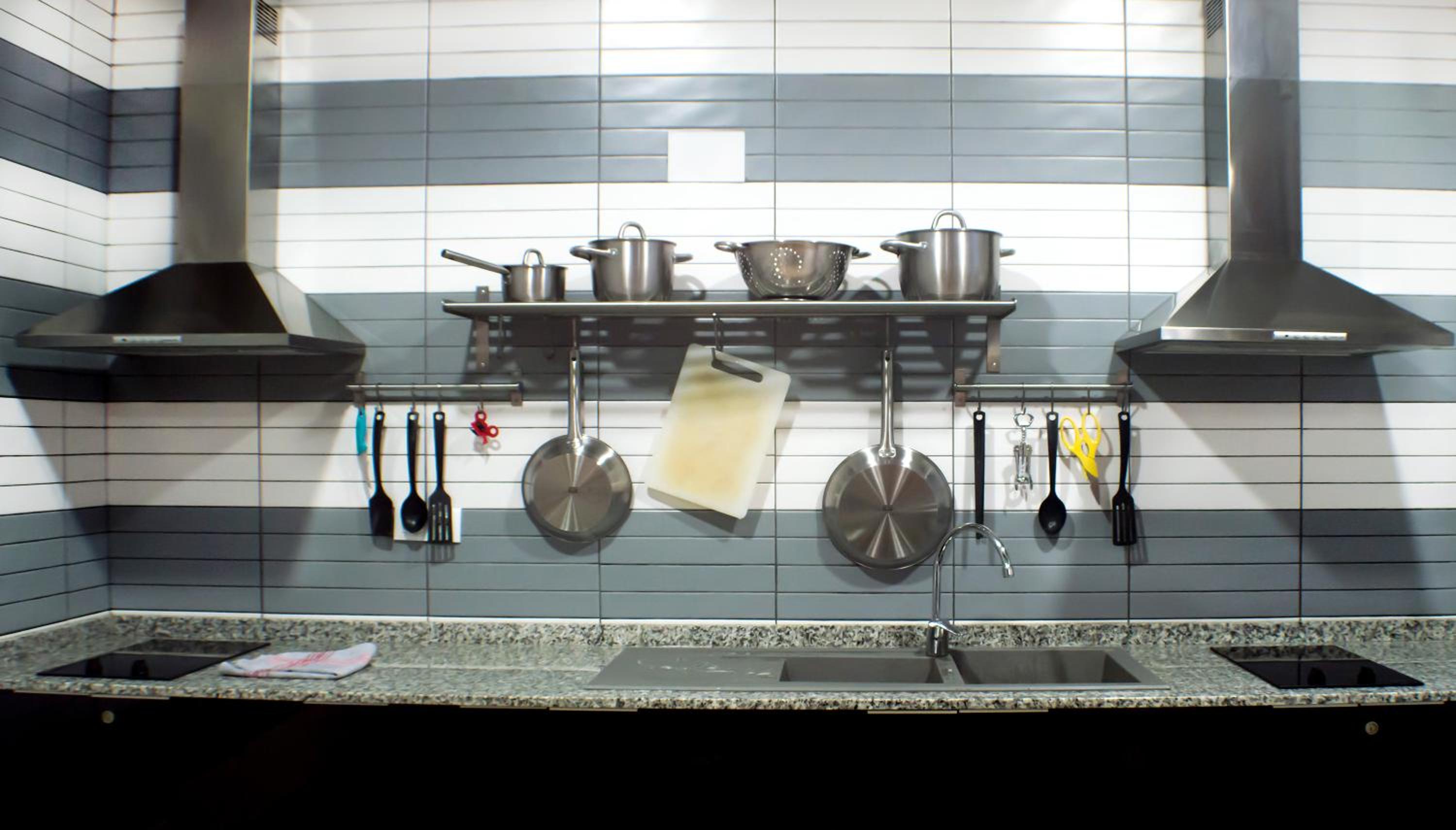 Quart Youth Hostel & Apartments