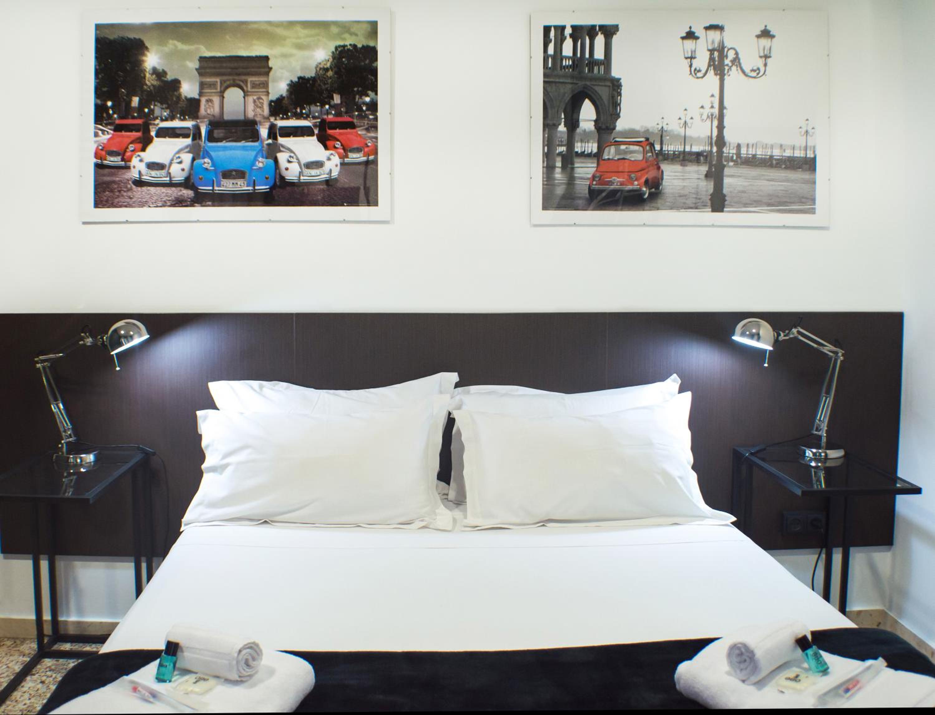Quart Youth Hostel & Apartments