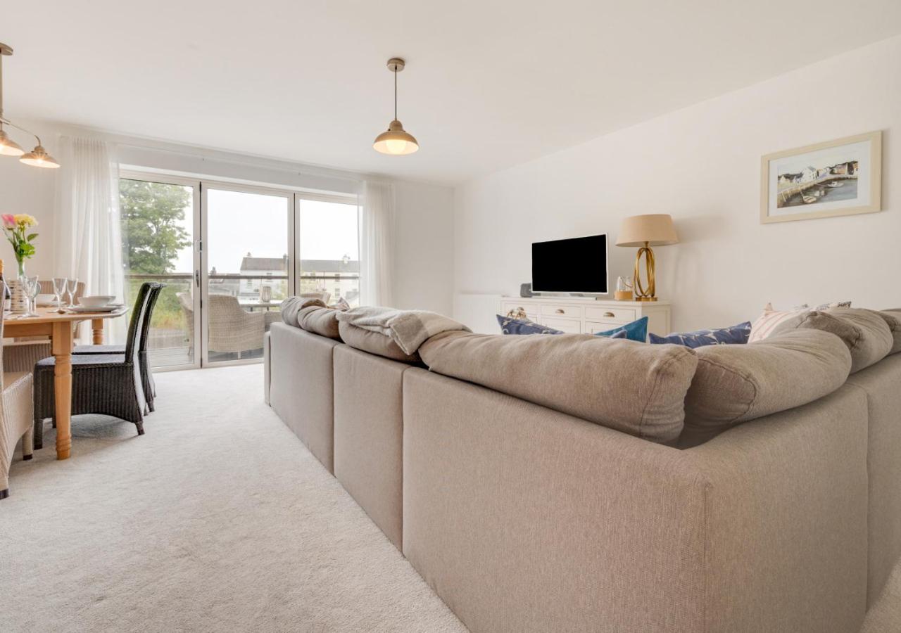 5 Bed in Saundersfoot oc-pw9271 view 4