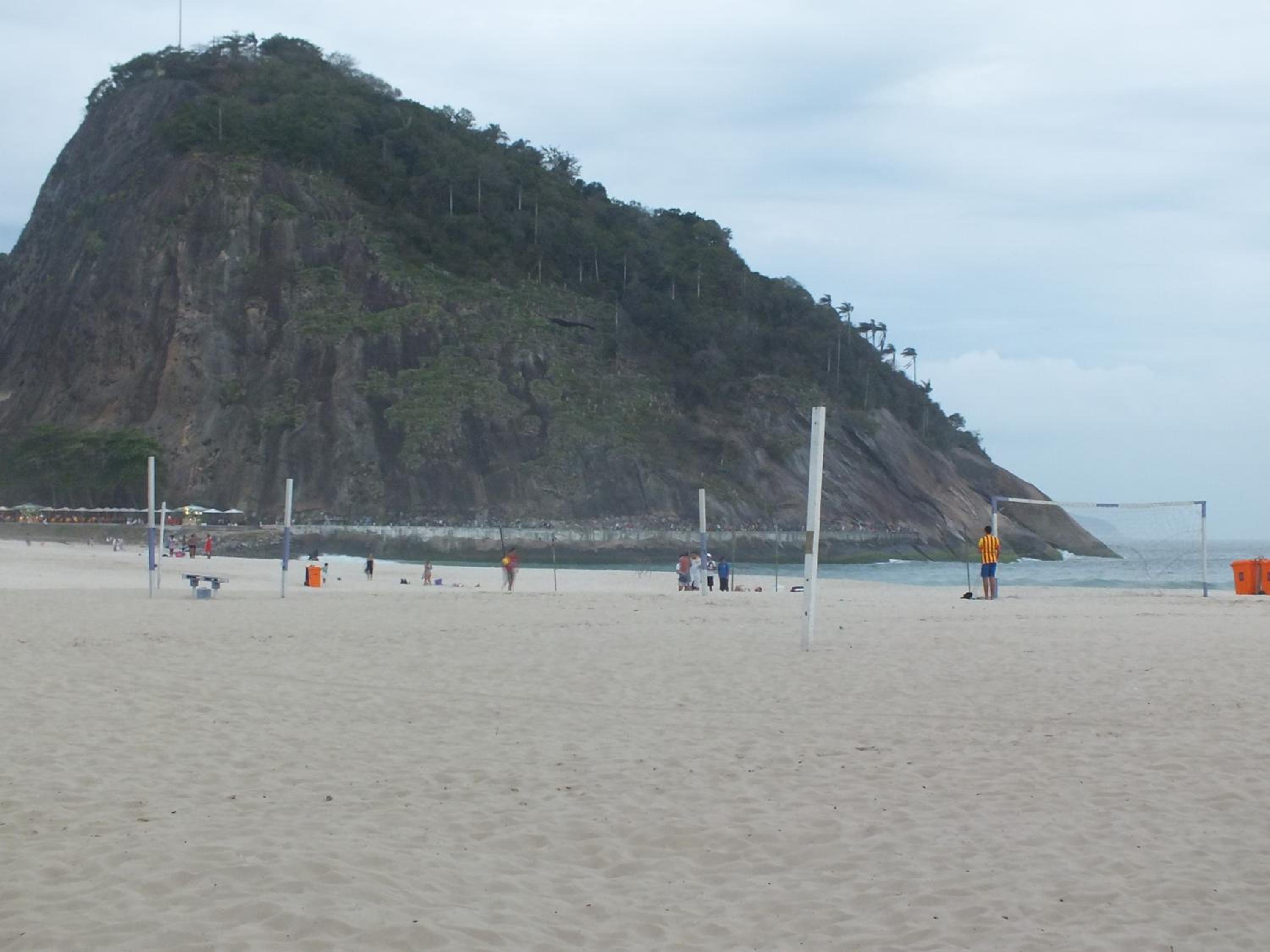 Luxo frente-mar no Leme - Vista deslumbrante da Praia do Leme, conforto e exclusividade para até 6 pessoas