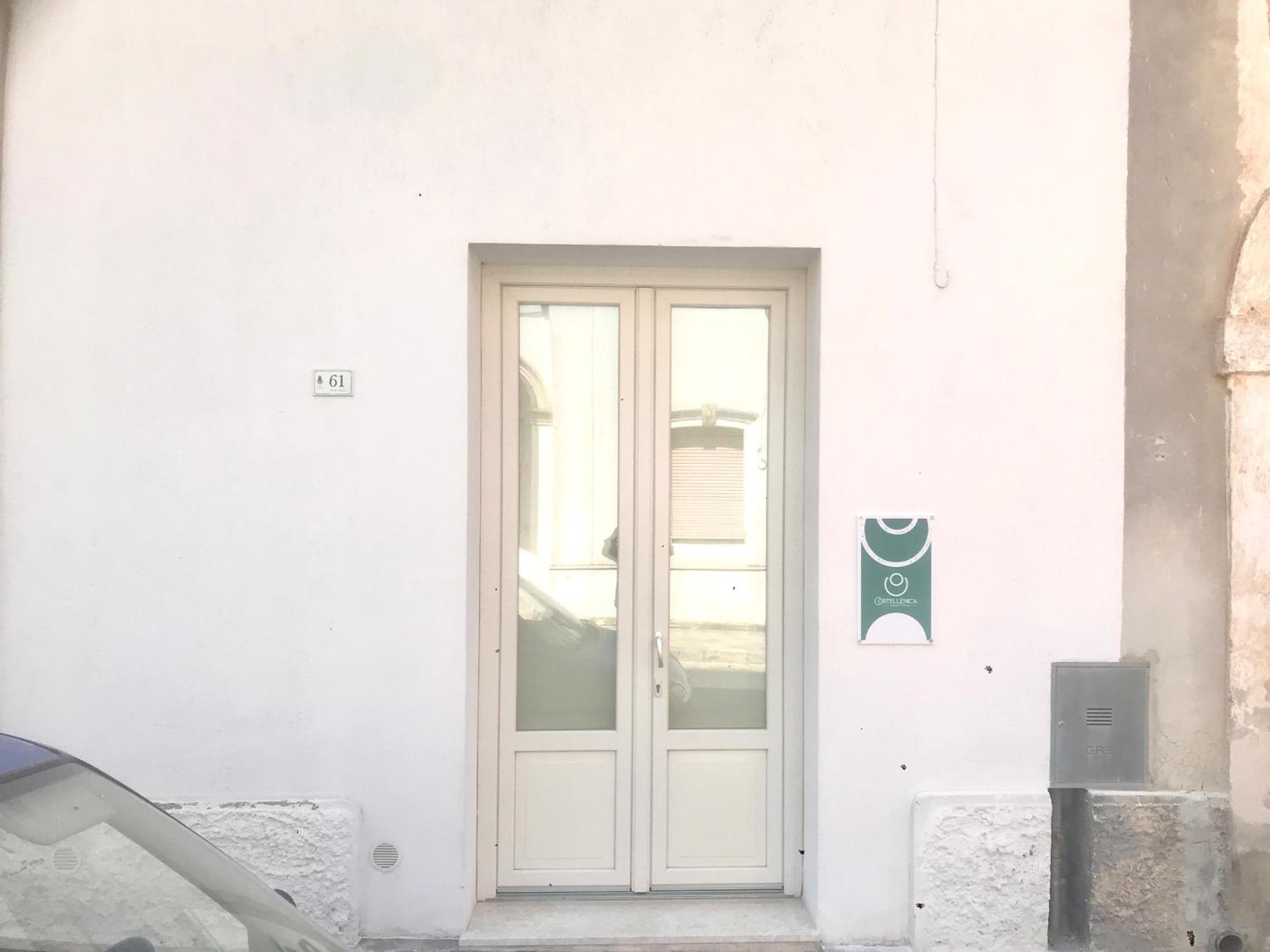 Photo 100