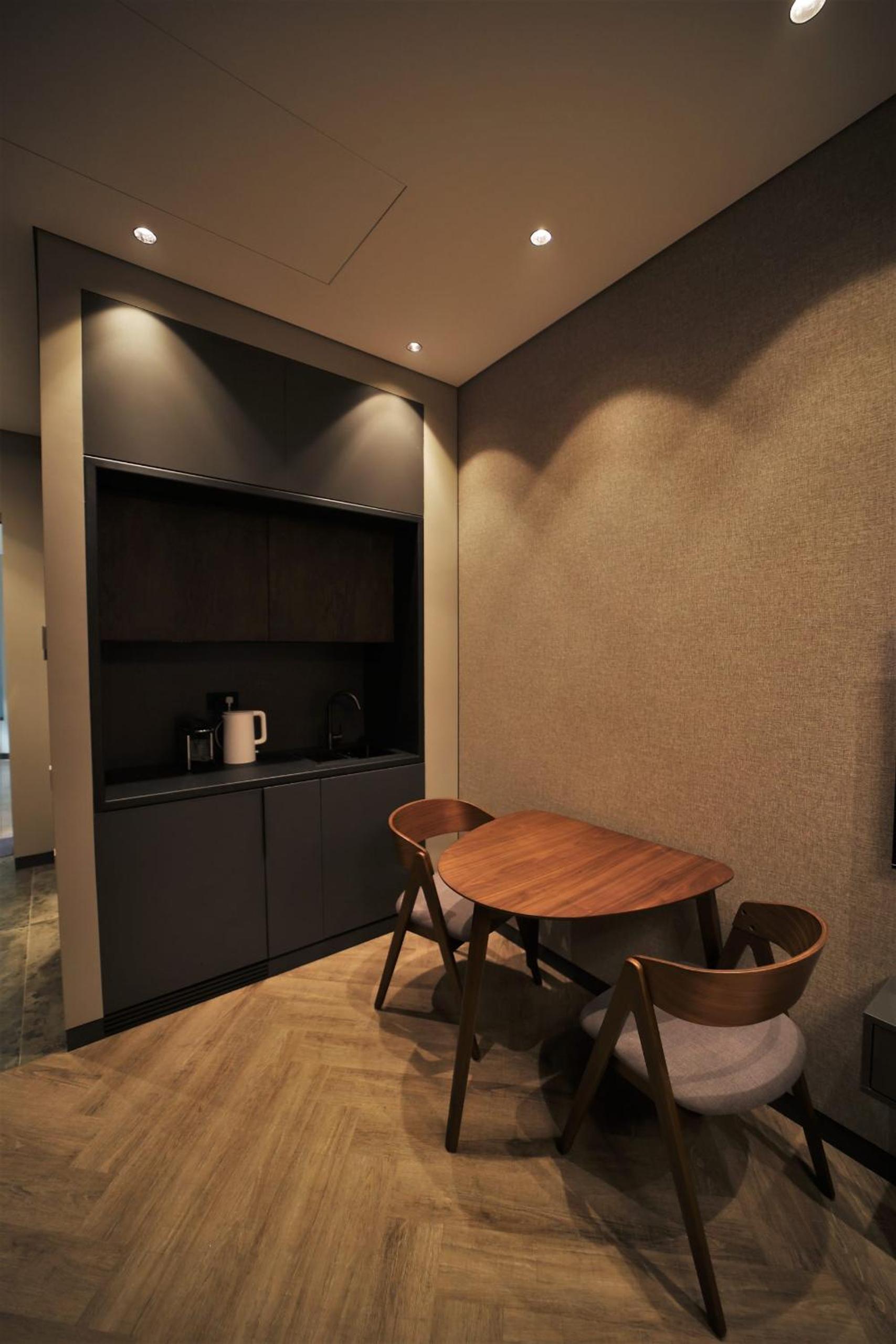 AVENUE RESIDENCE by AY North Avenue