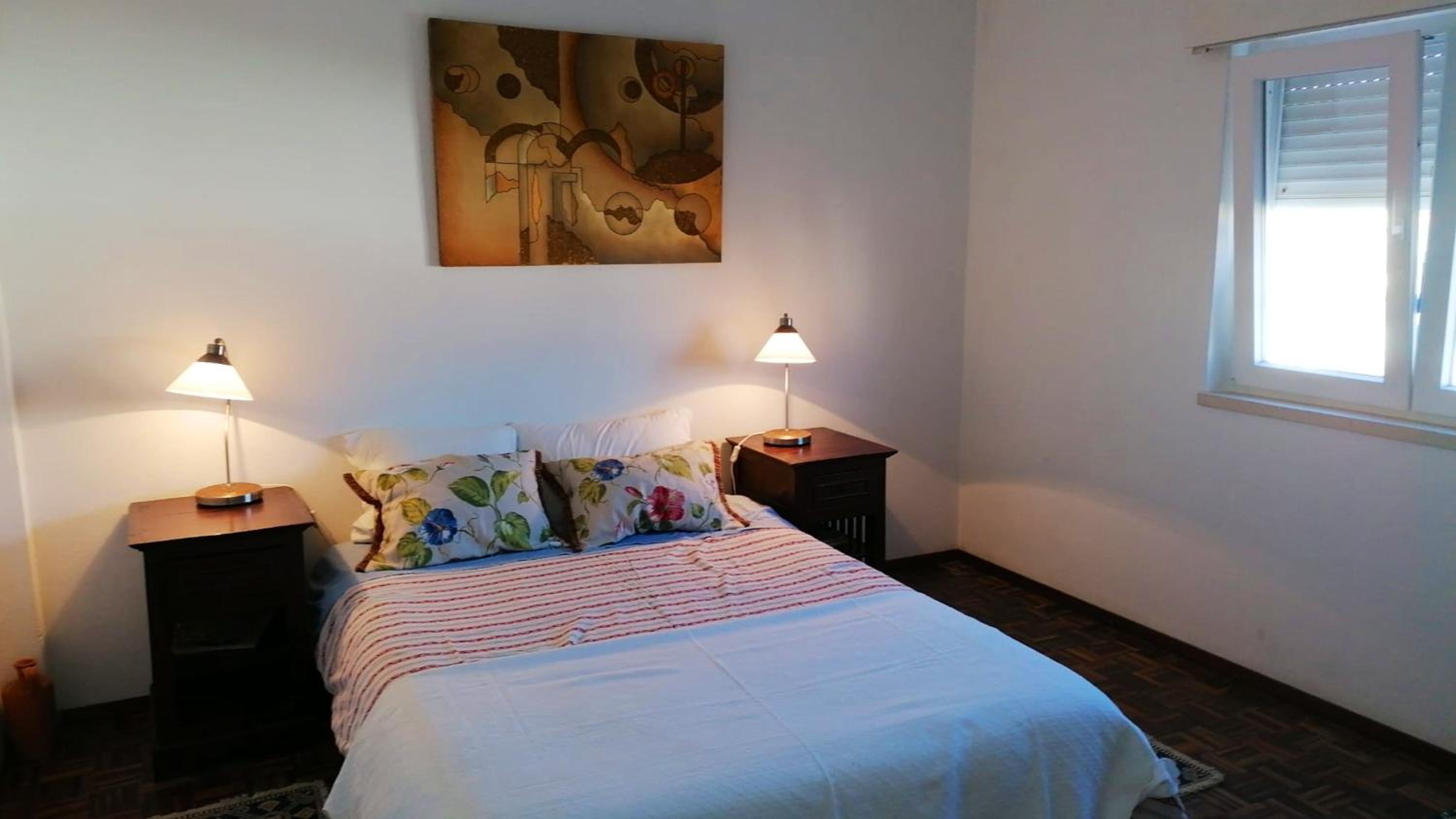 Cosy house in Atouguia da Baleia with private garden