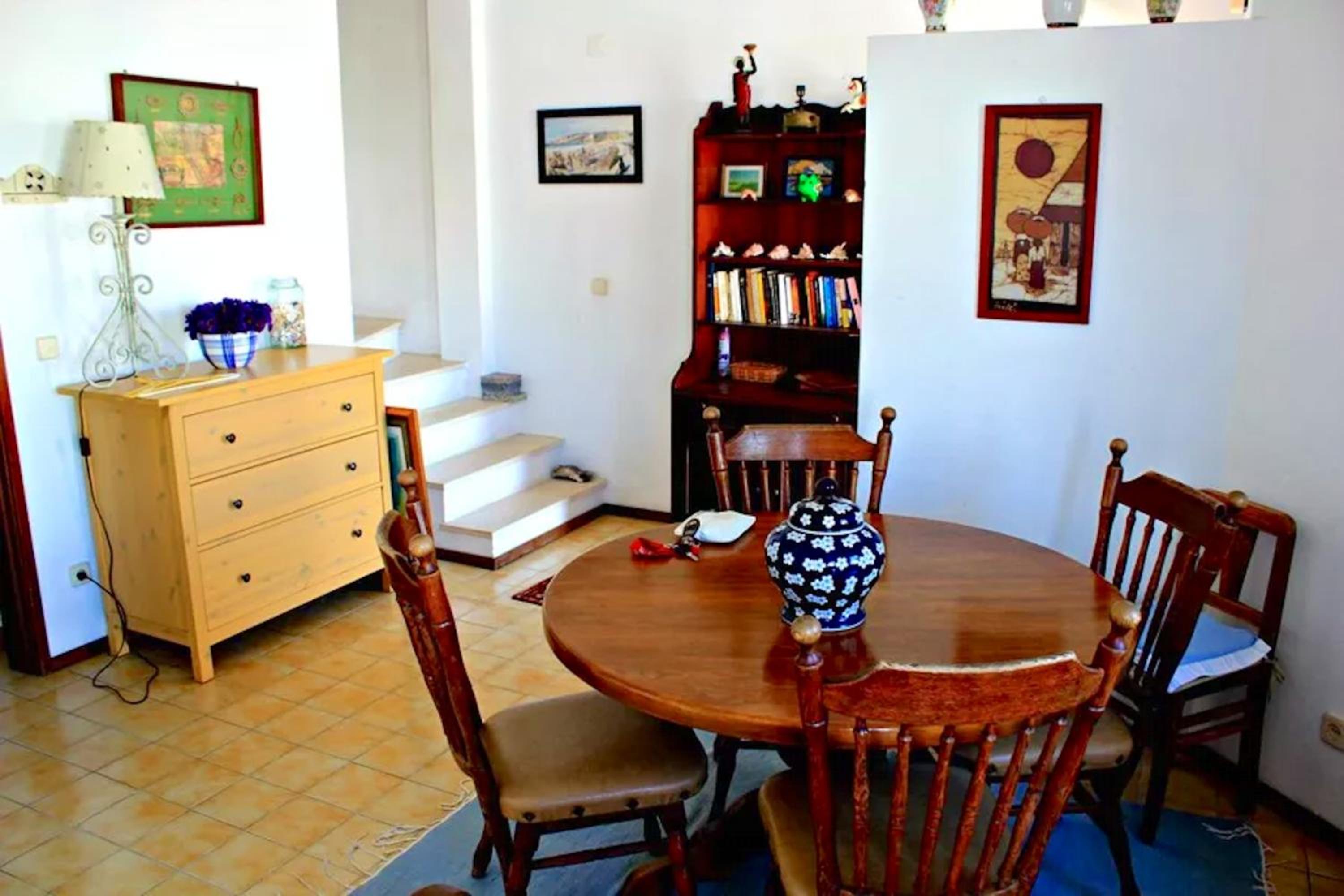 Cosy house in Atouguia da Baleia with private garden