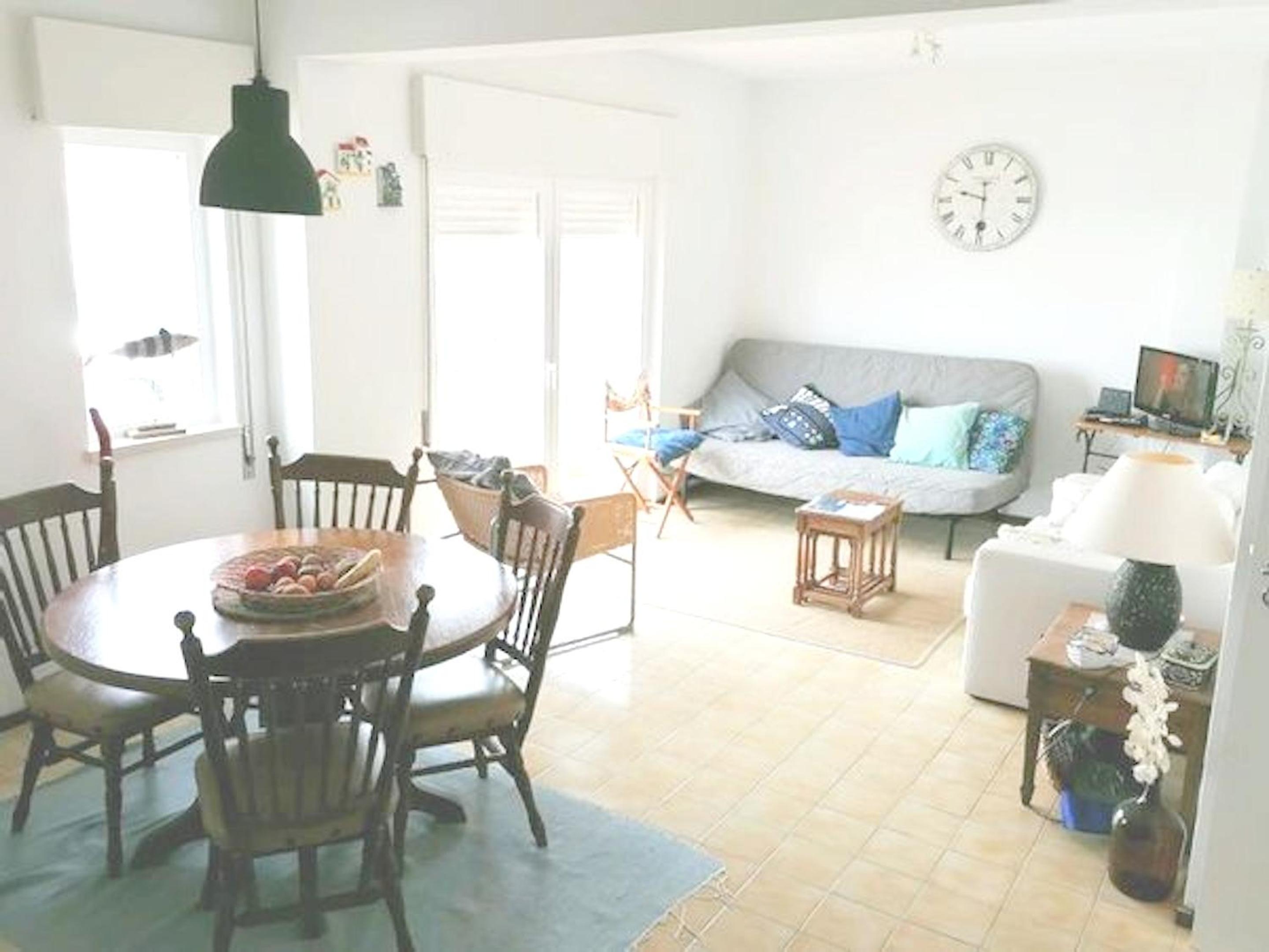 Cosy house in Atouguia da Baleia with private garden