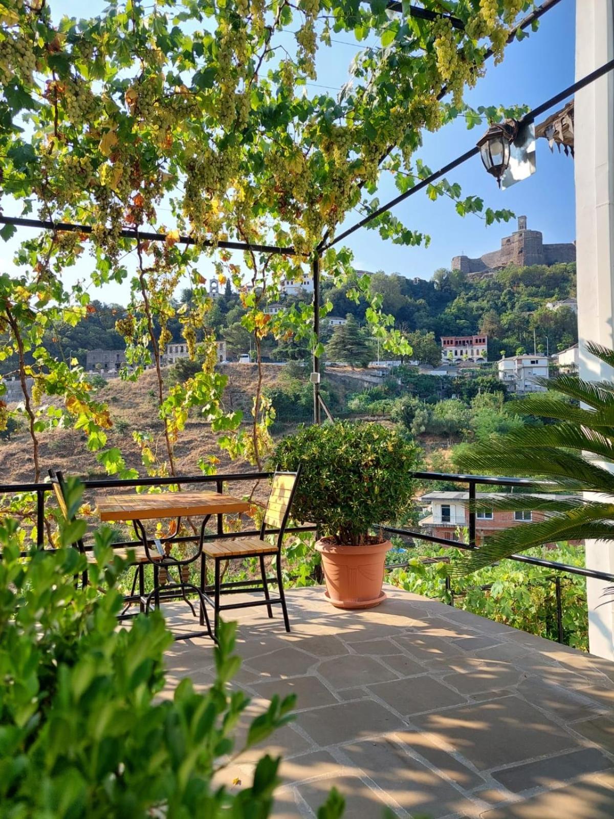 Hotel Grandpa’s Home - Image 1