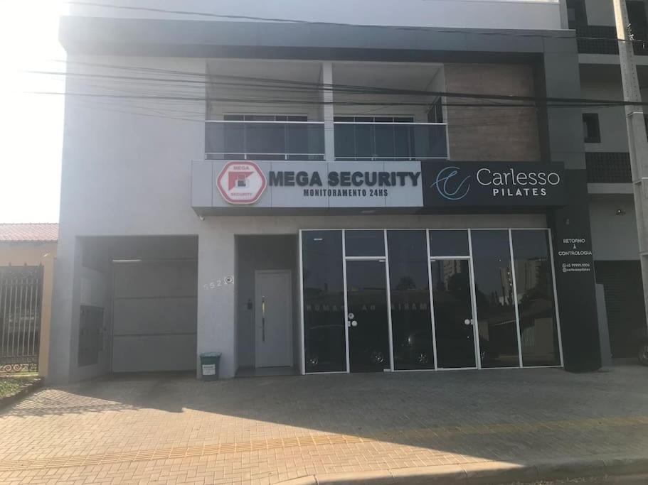 Casa com 2 quartos agradáveis com ar condicionado