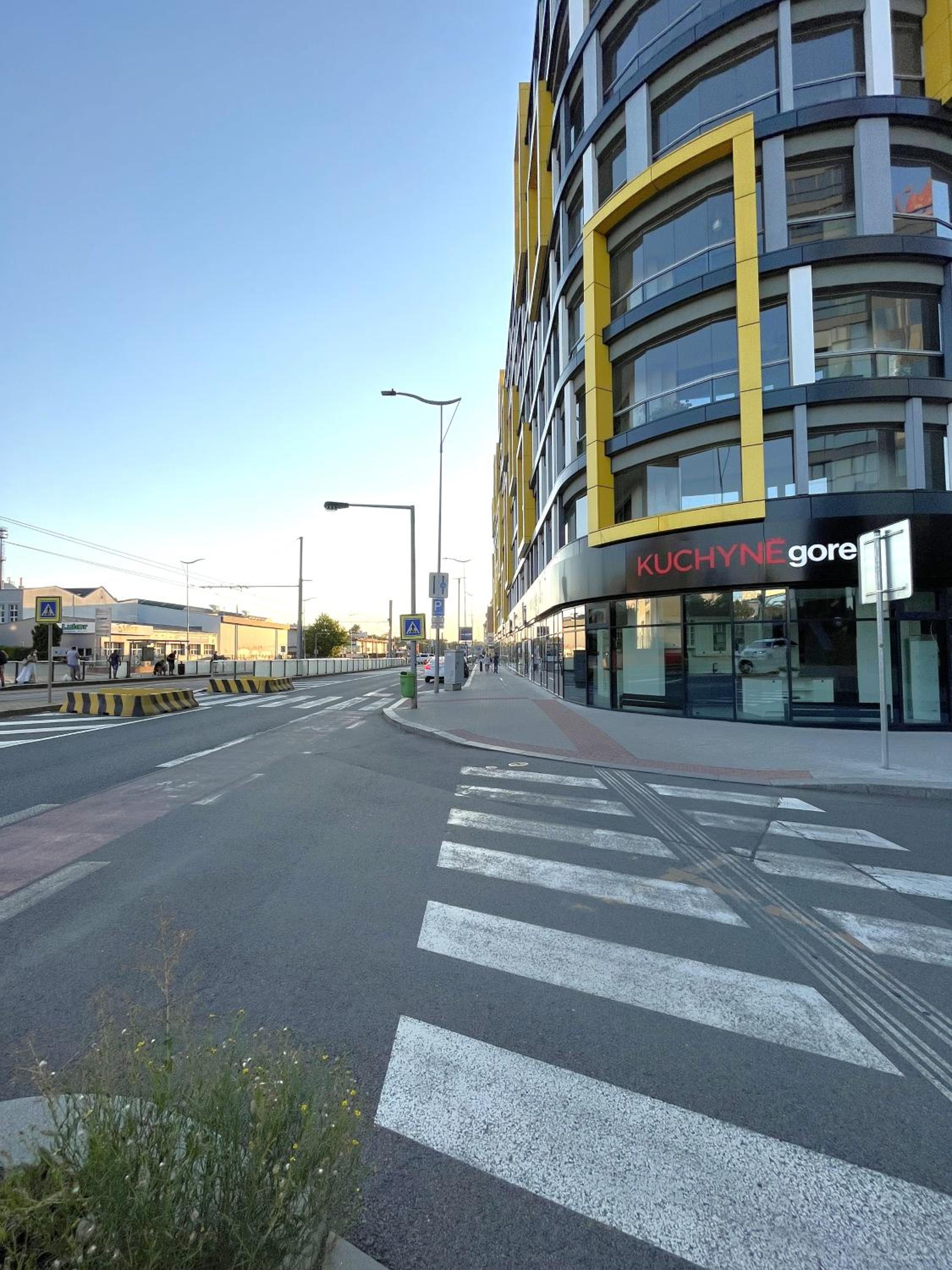 VIT Apartment - Free Parking - O2 Arena