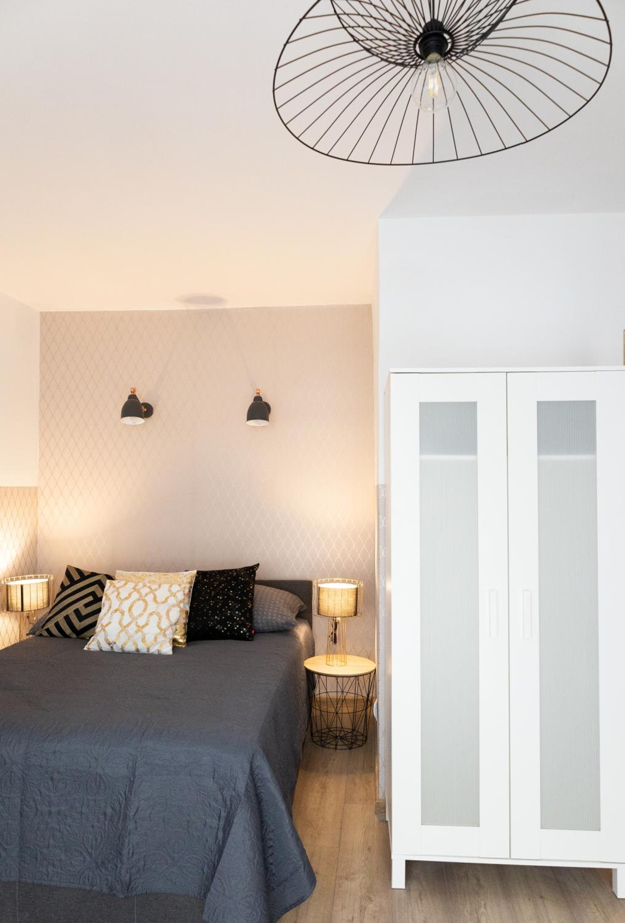 ClickTheFlat Żurawia Street Apart Rooms