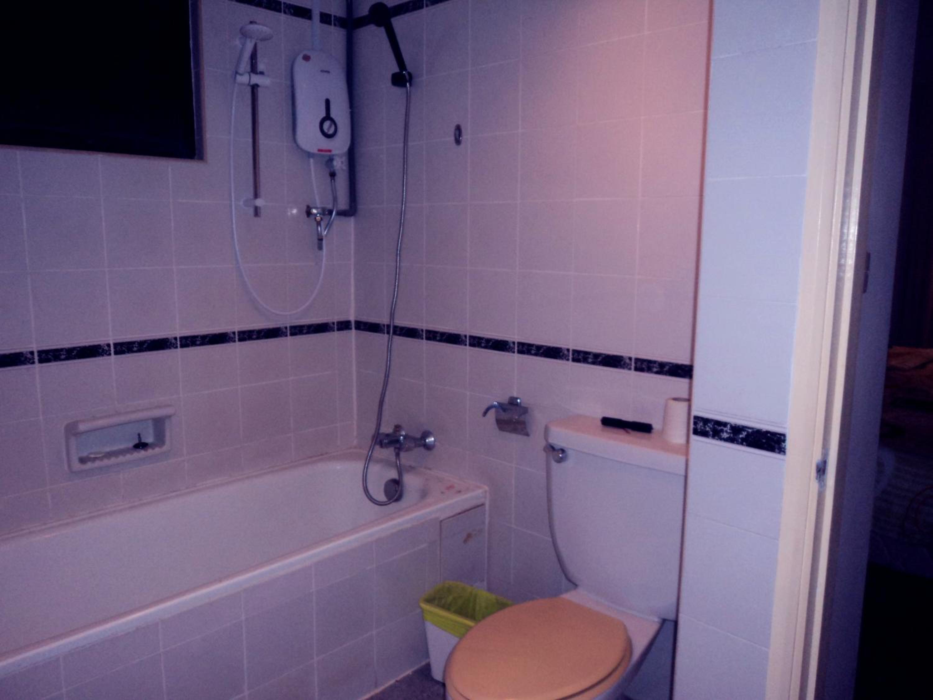 Photo 12