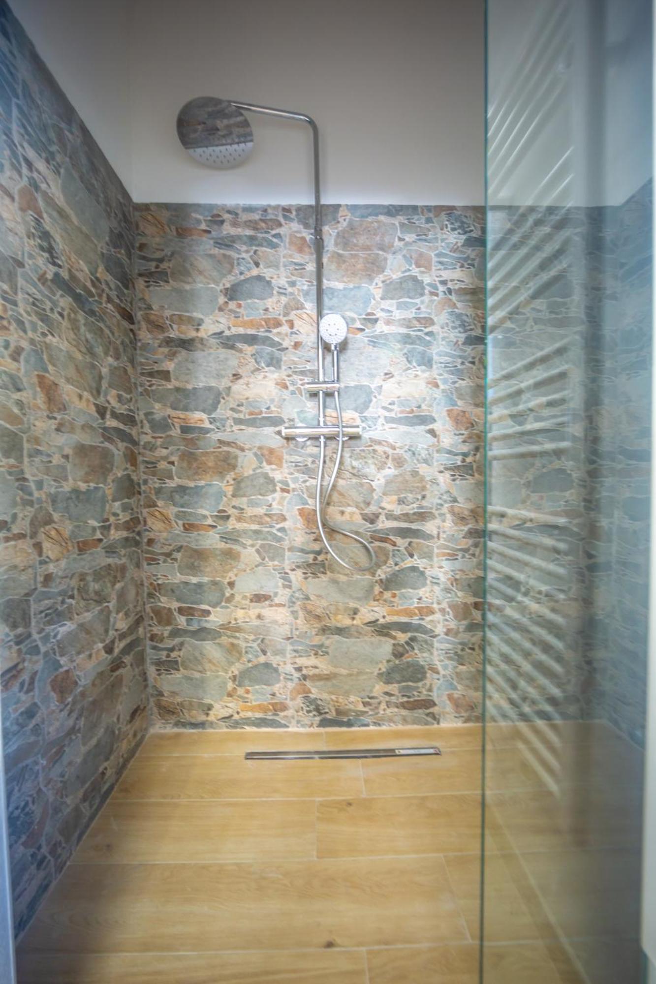 Around Lago Maggiore rooms view 4