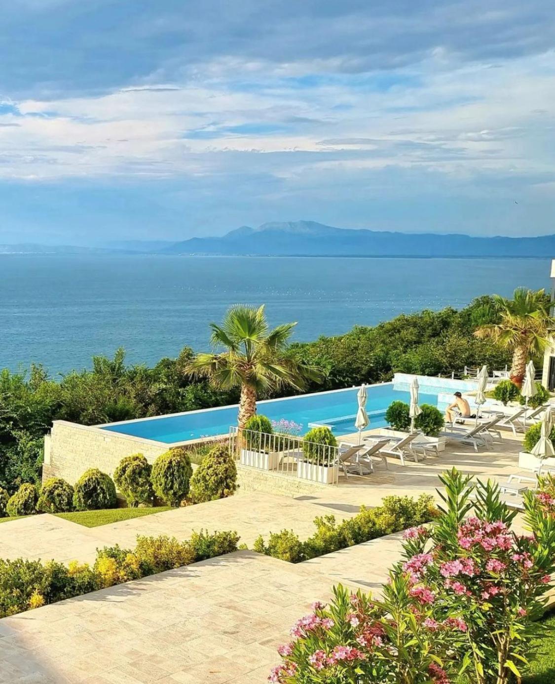 Duplex Seaview Condo