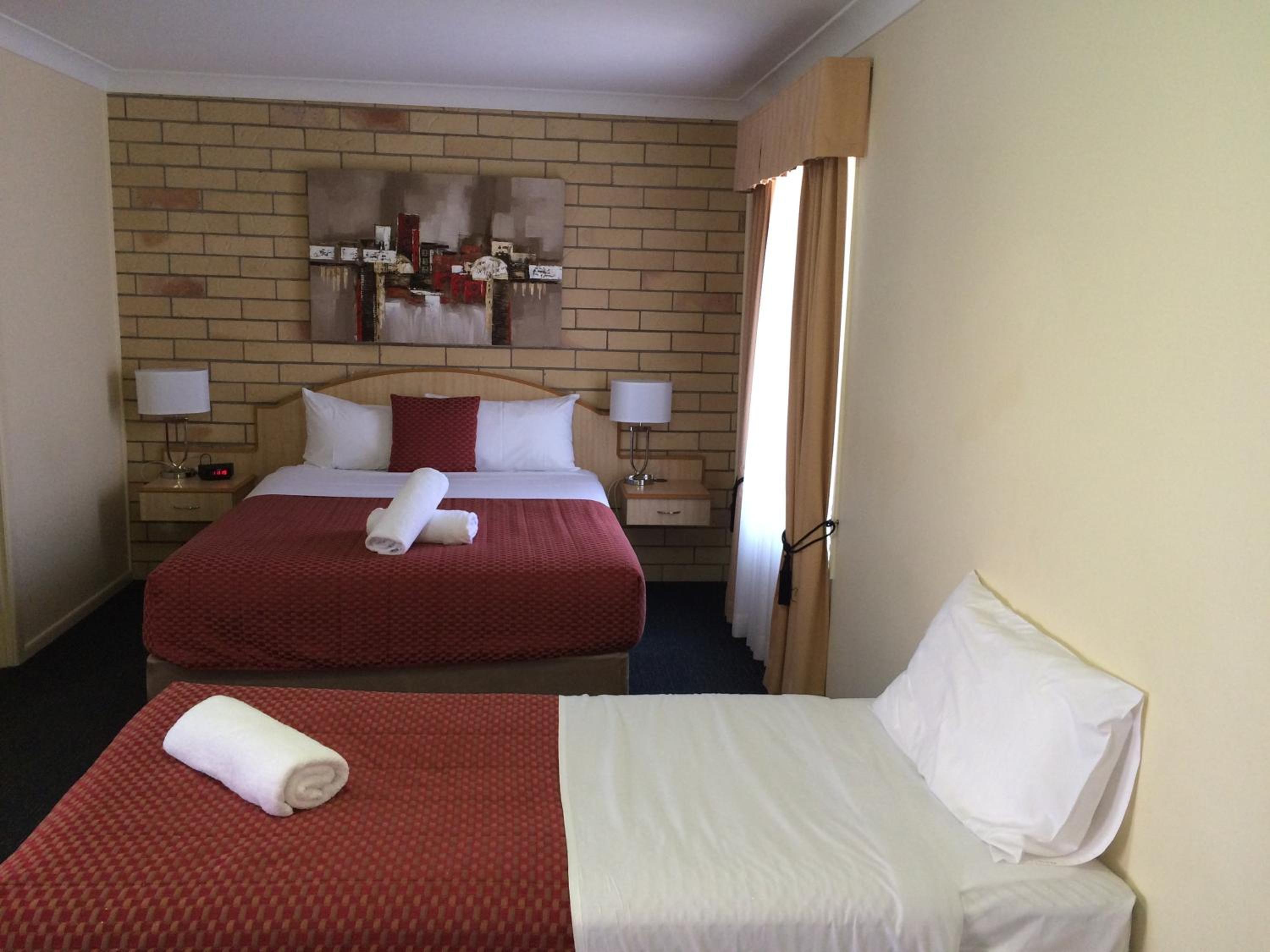 Cotswold Motor Inn