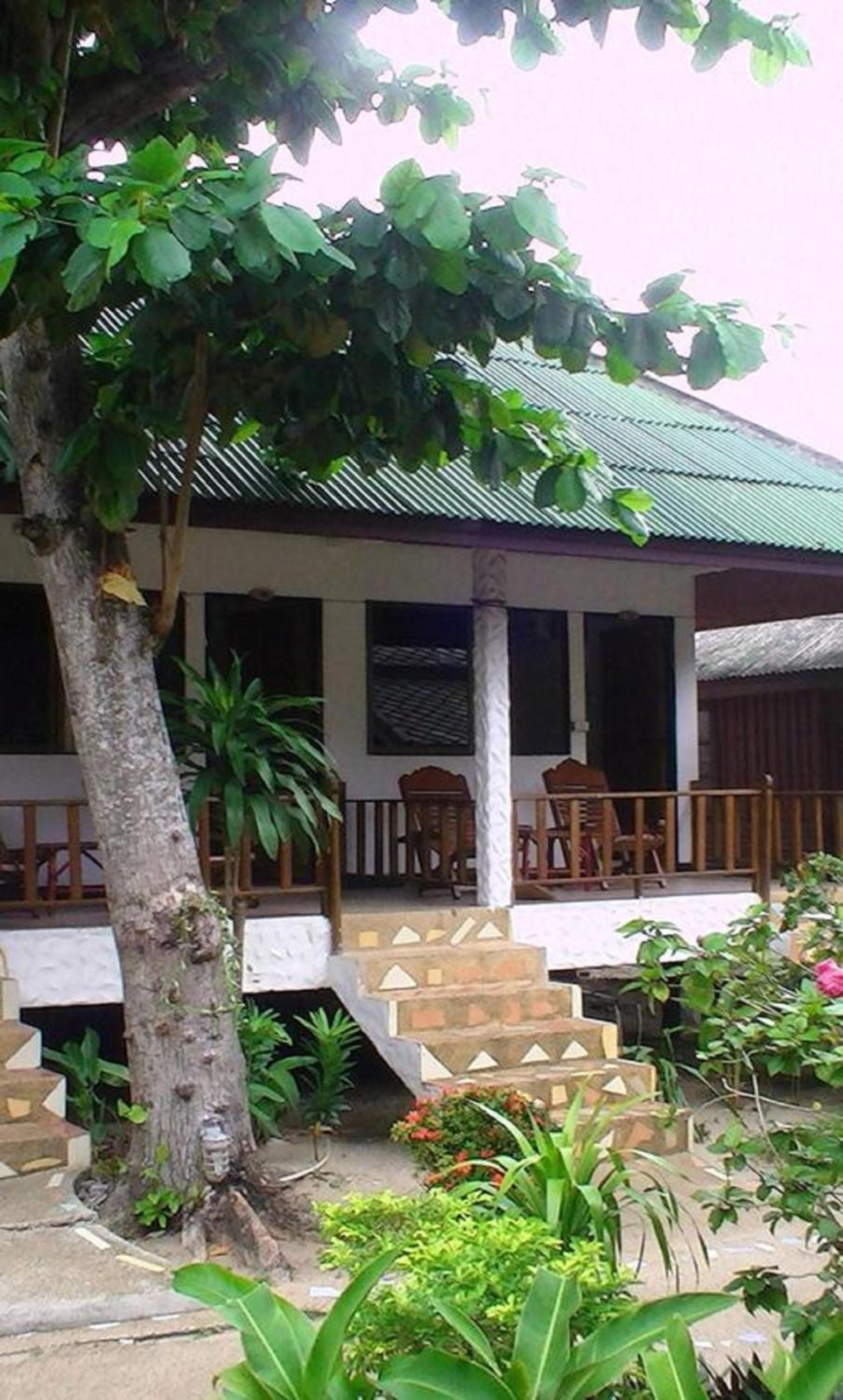 Utopia Resort