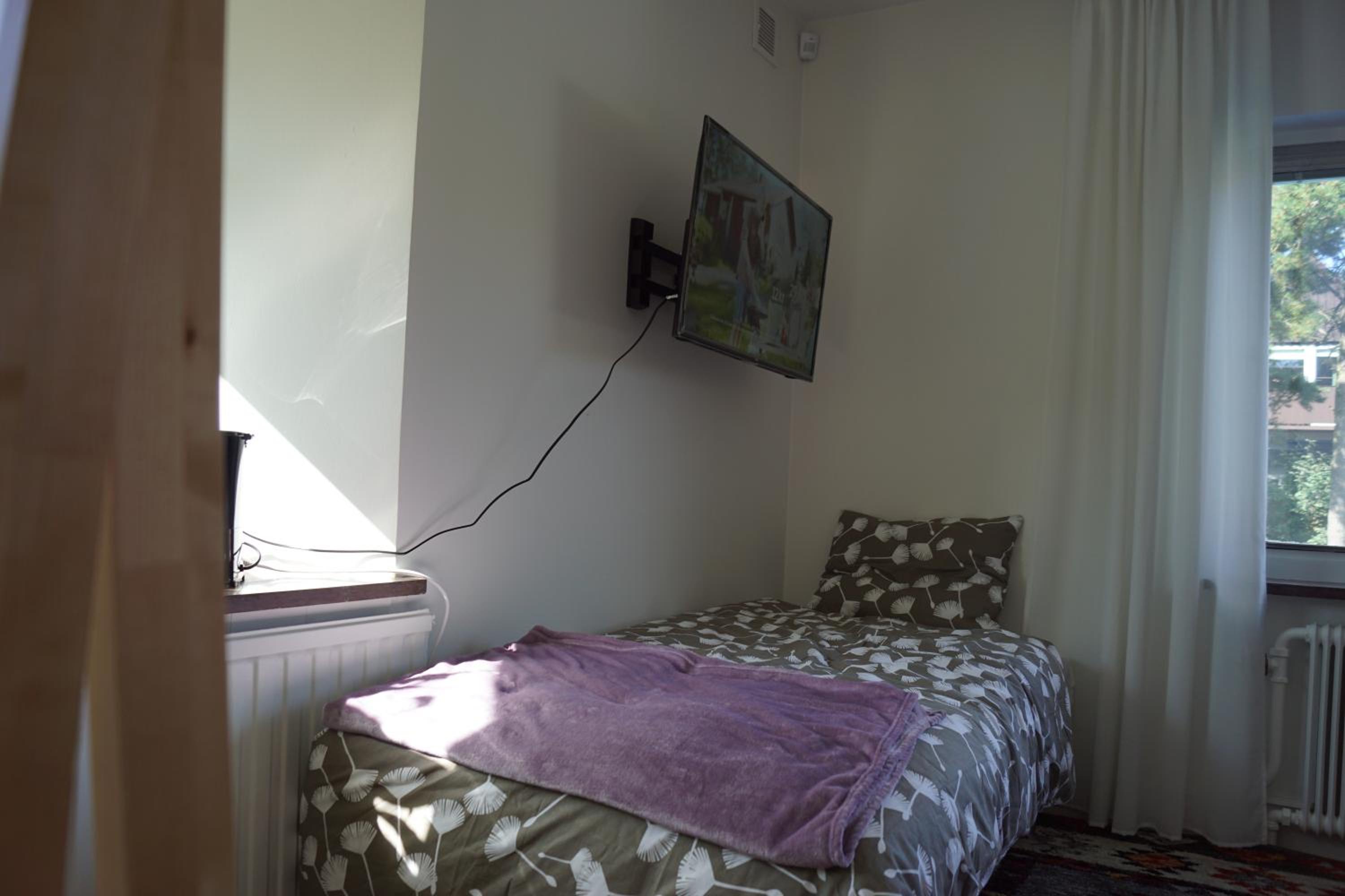 Photo 8