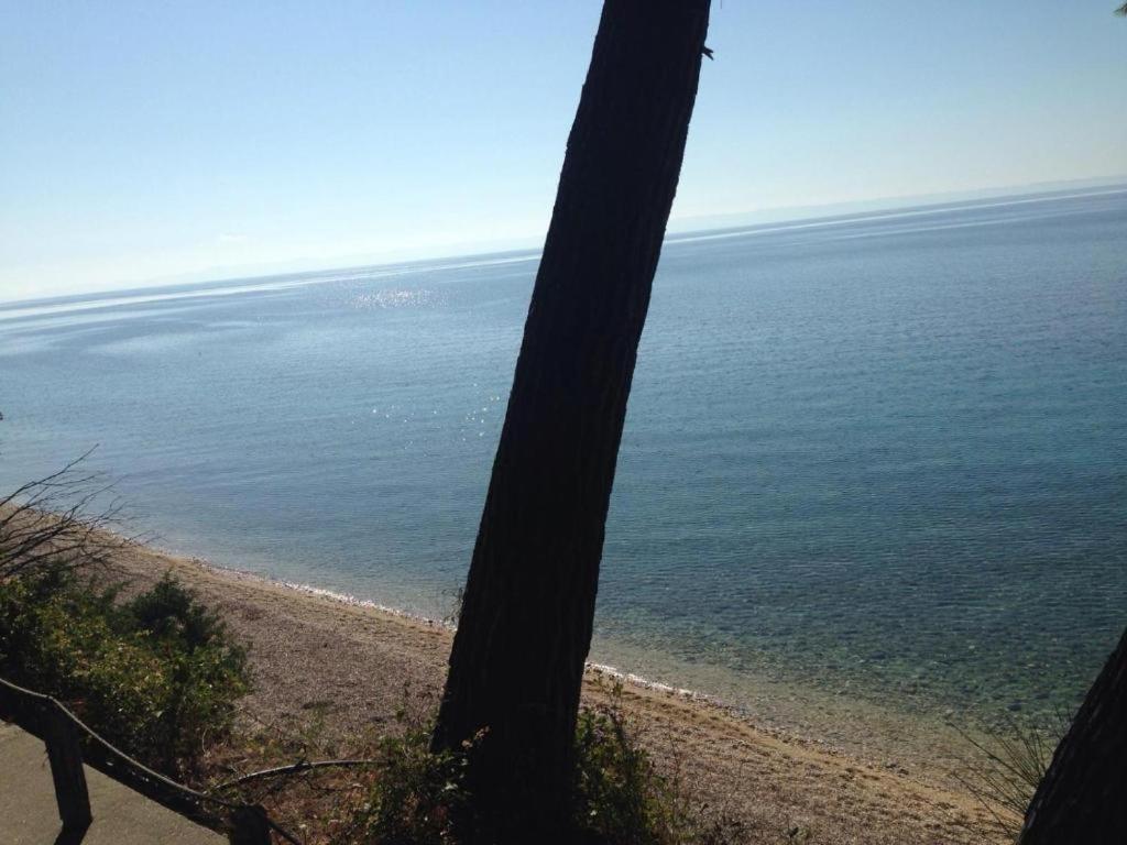 Mathesi Apartment Sea View photo 4