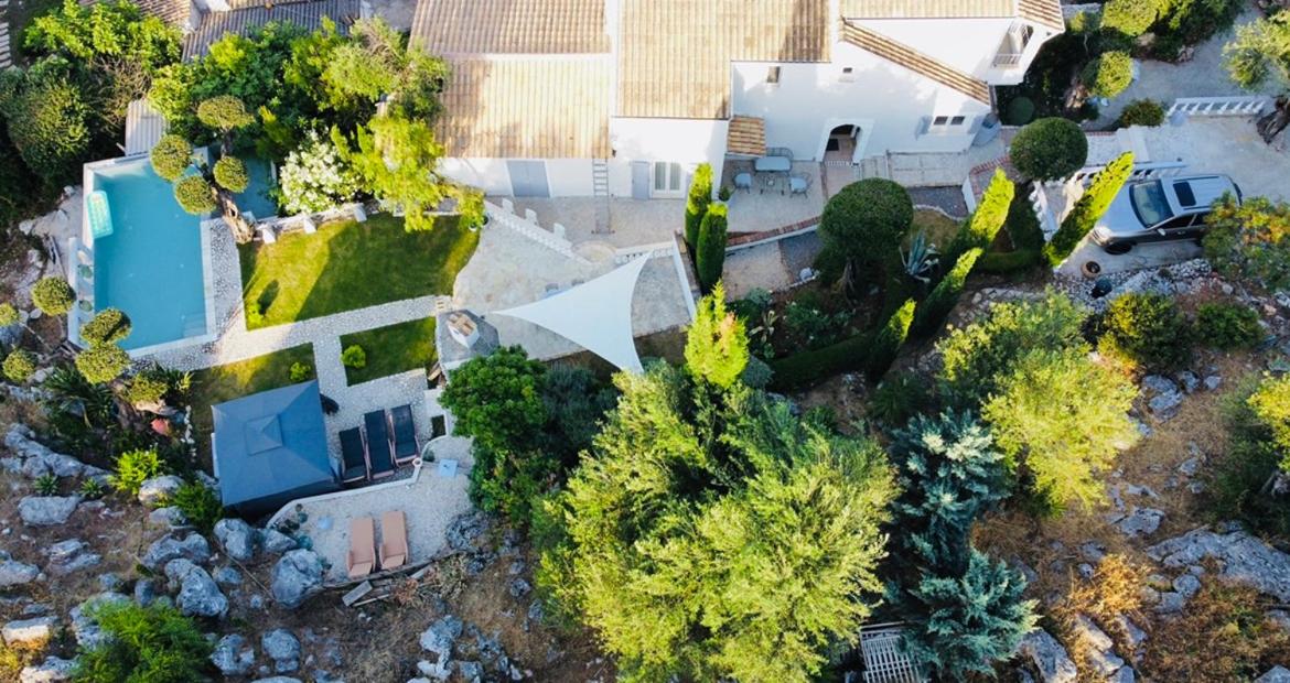 Hotel vraxleri house - Image 1