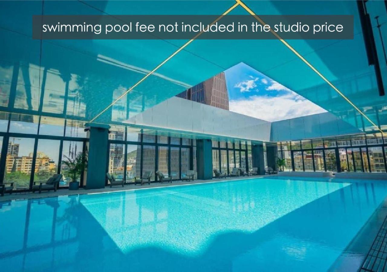 Luxury Studio @ Axis Towers in Heart of Tbilisi view 5