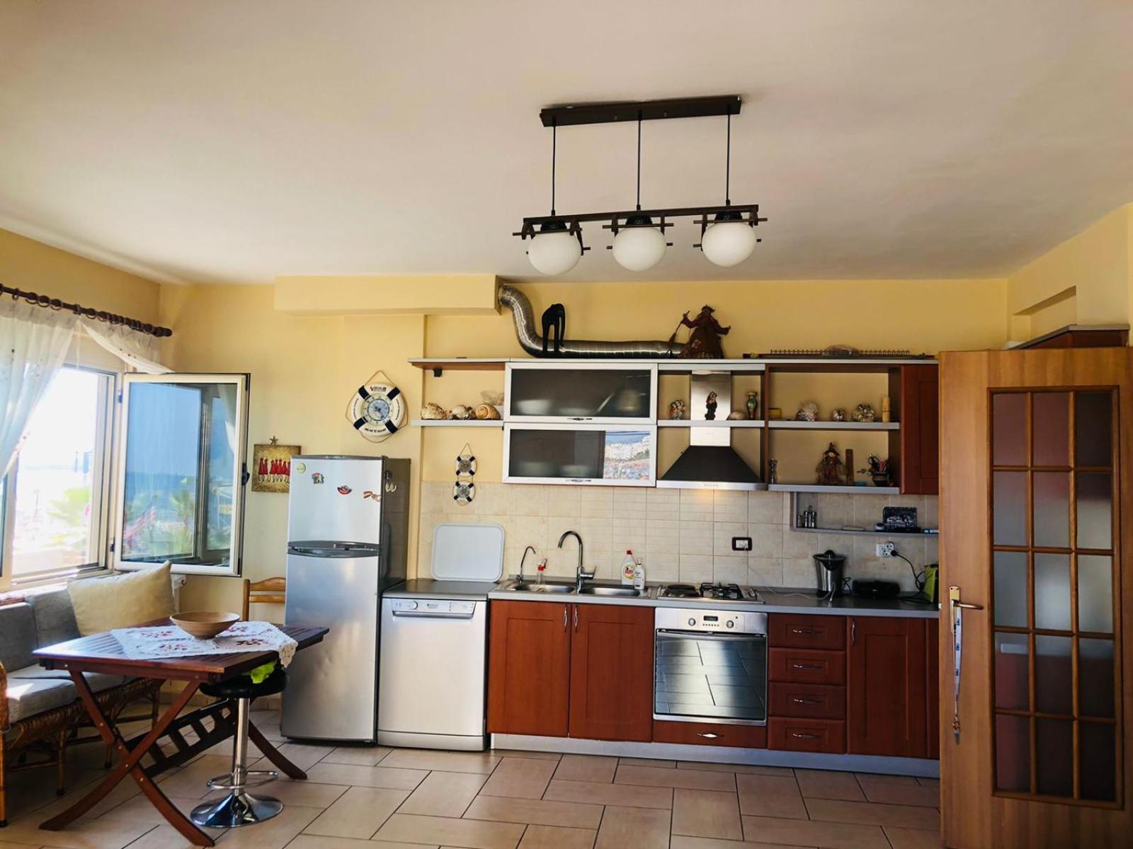 Teuta Apartment