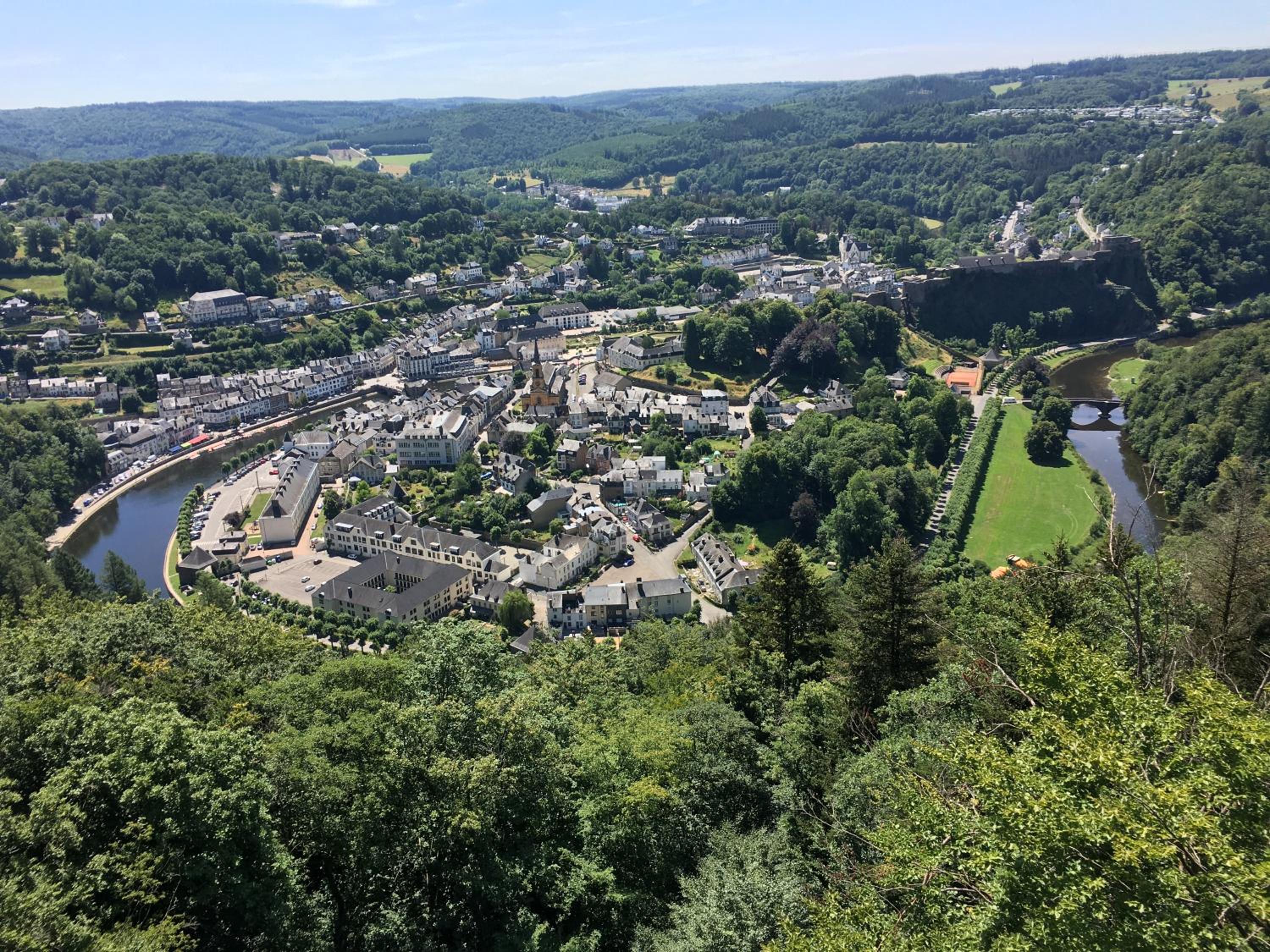 Hotel "Chez la Joe" - Image 1