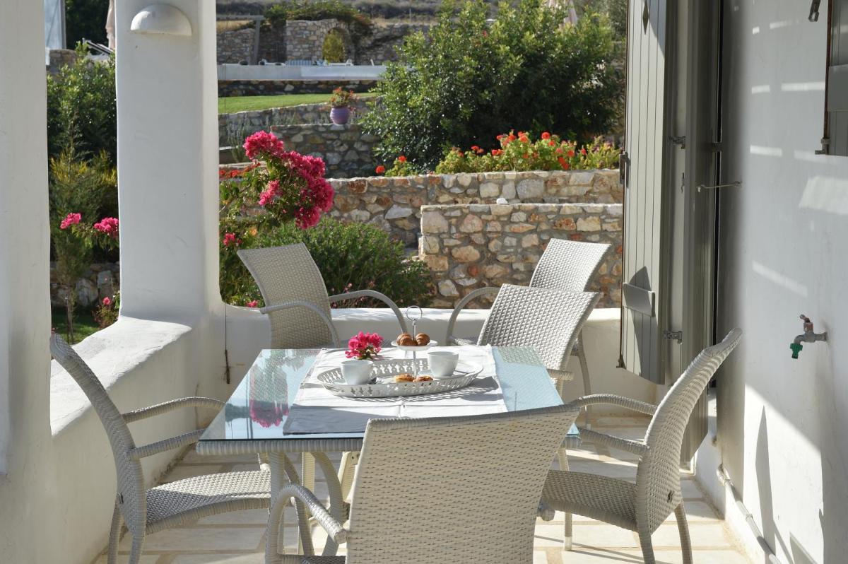 outdoor BBQ area