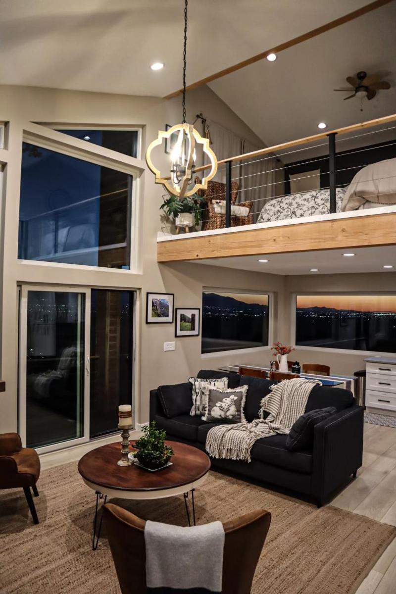 Luxury Alpine Treehouse view 3