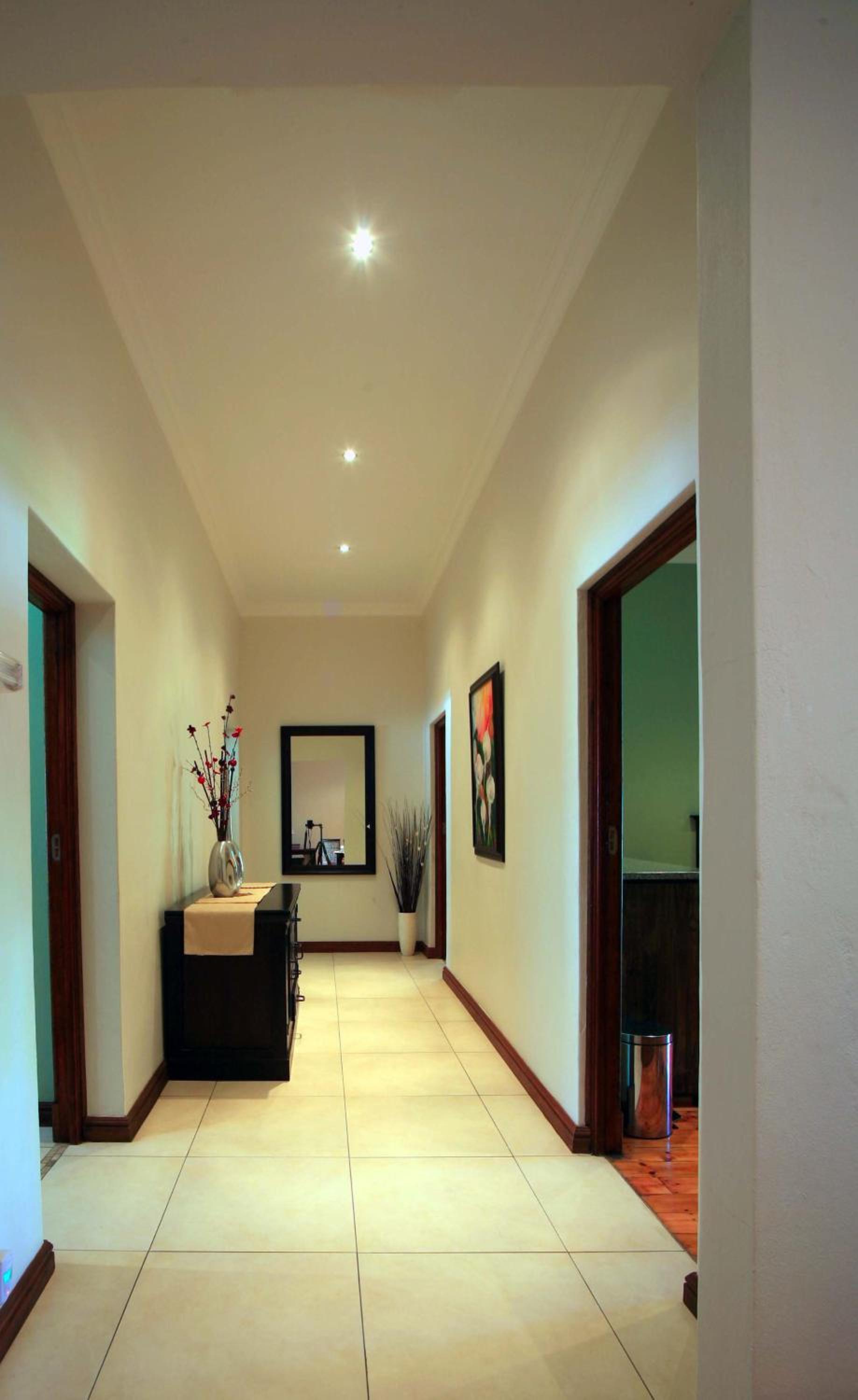 Summer Garden Guest House (The Palms)