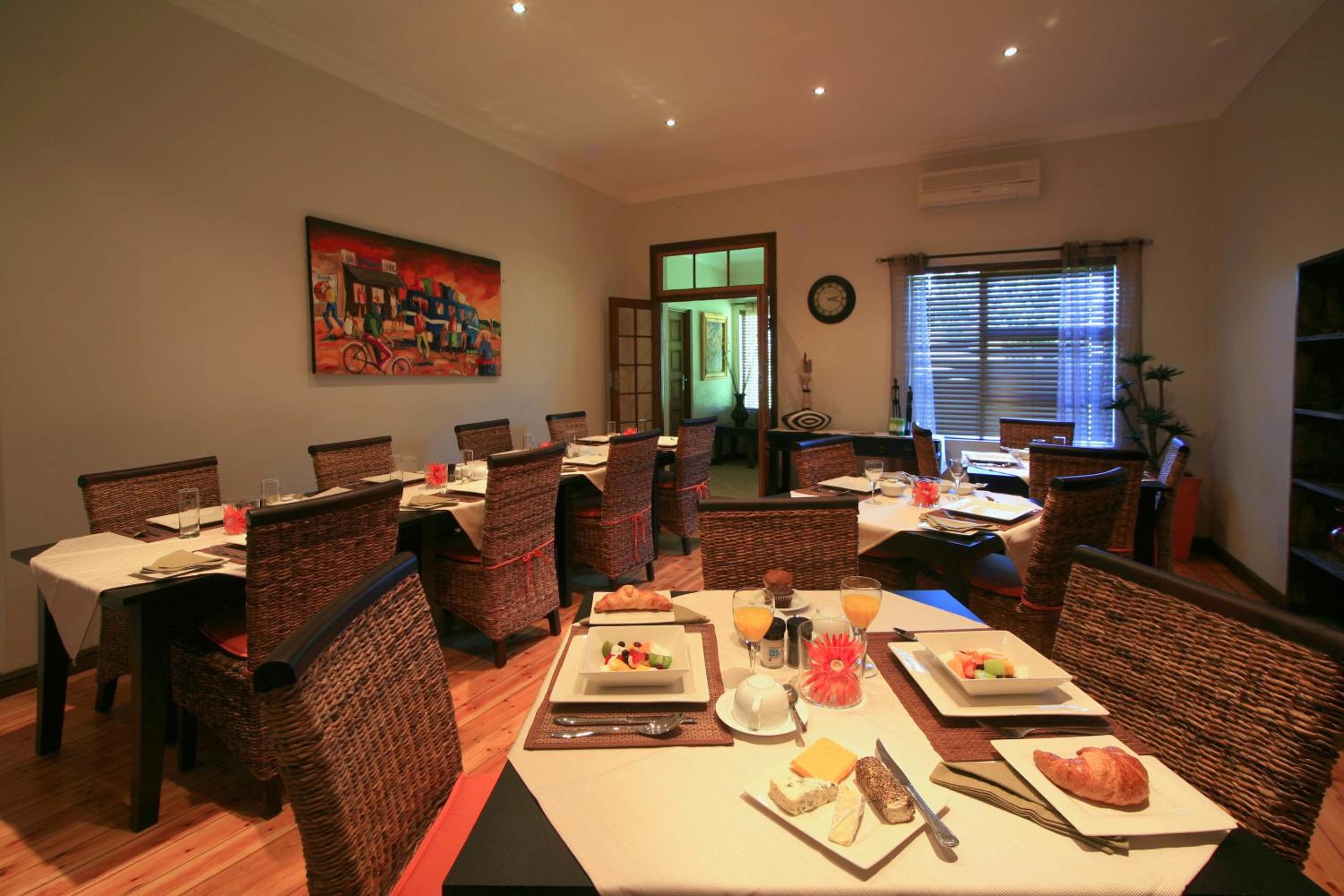 Summer Garden Guest House (The Palms)