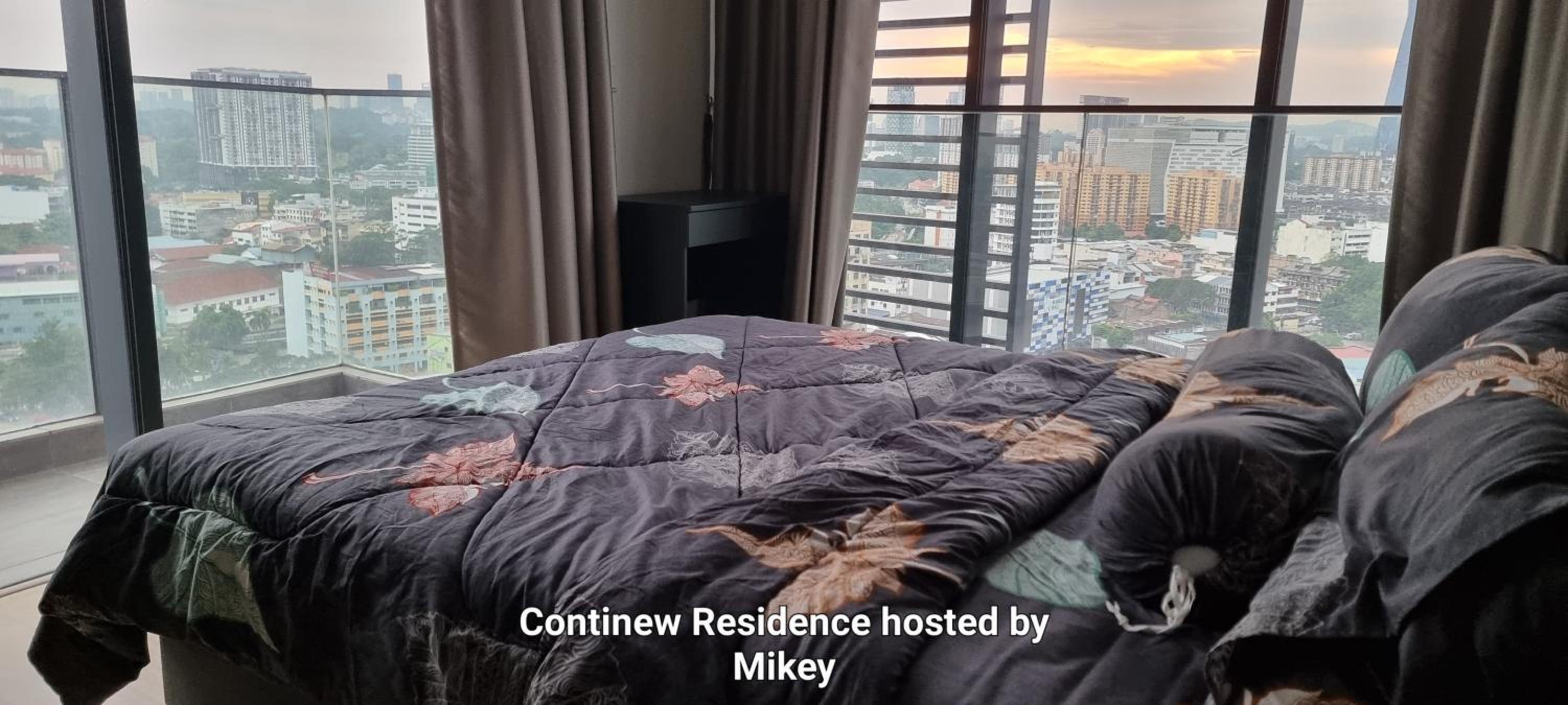 Continew Residence by Mikey - Premium Unit