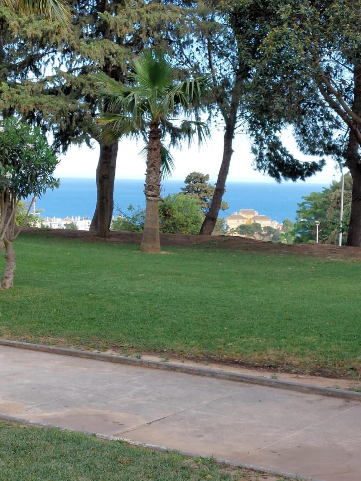 Encantador Estudio con Piscina