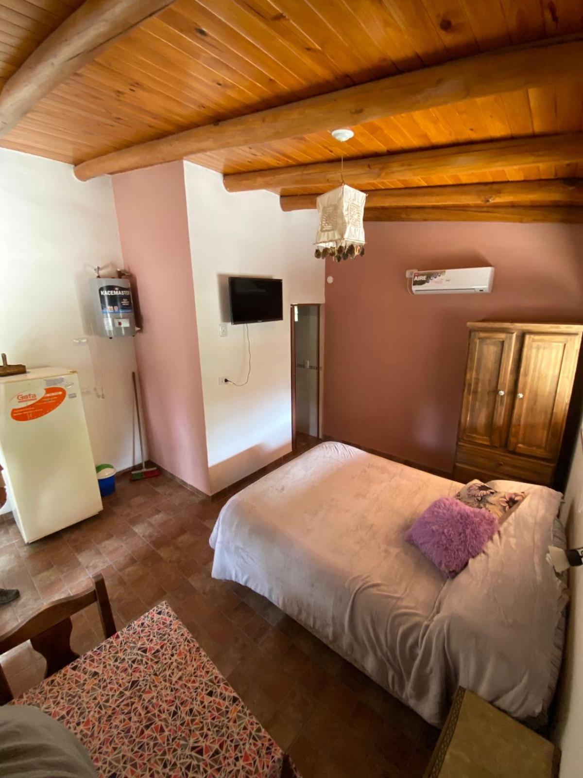 Los Horneros, Cabañas
