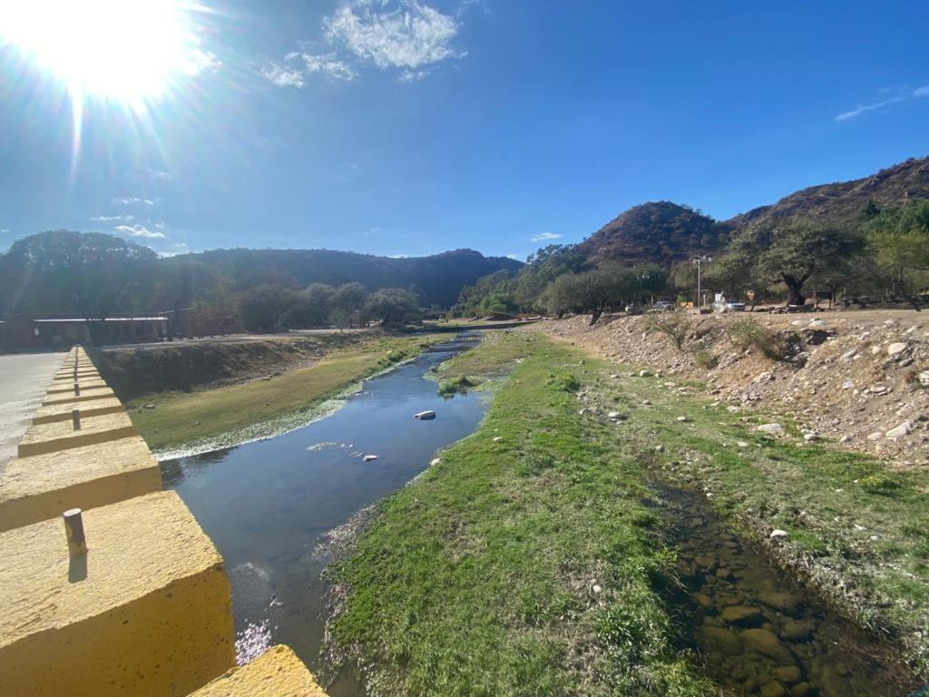 Los Horneros, Cabañas