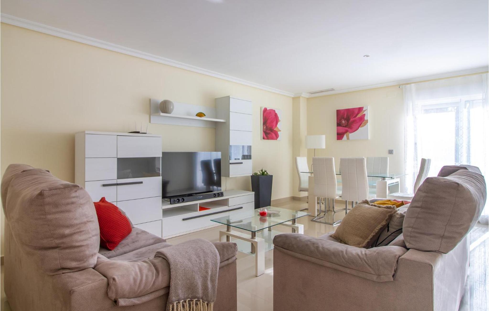 5 Bedroom Gorgeous Home In El Campello view 2
