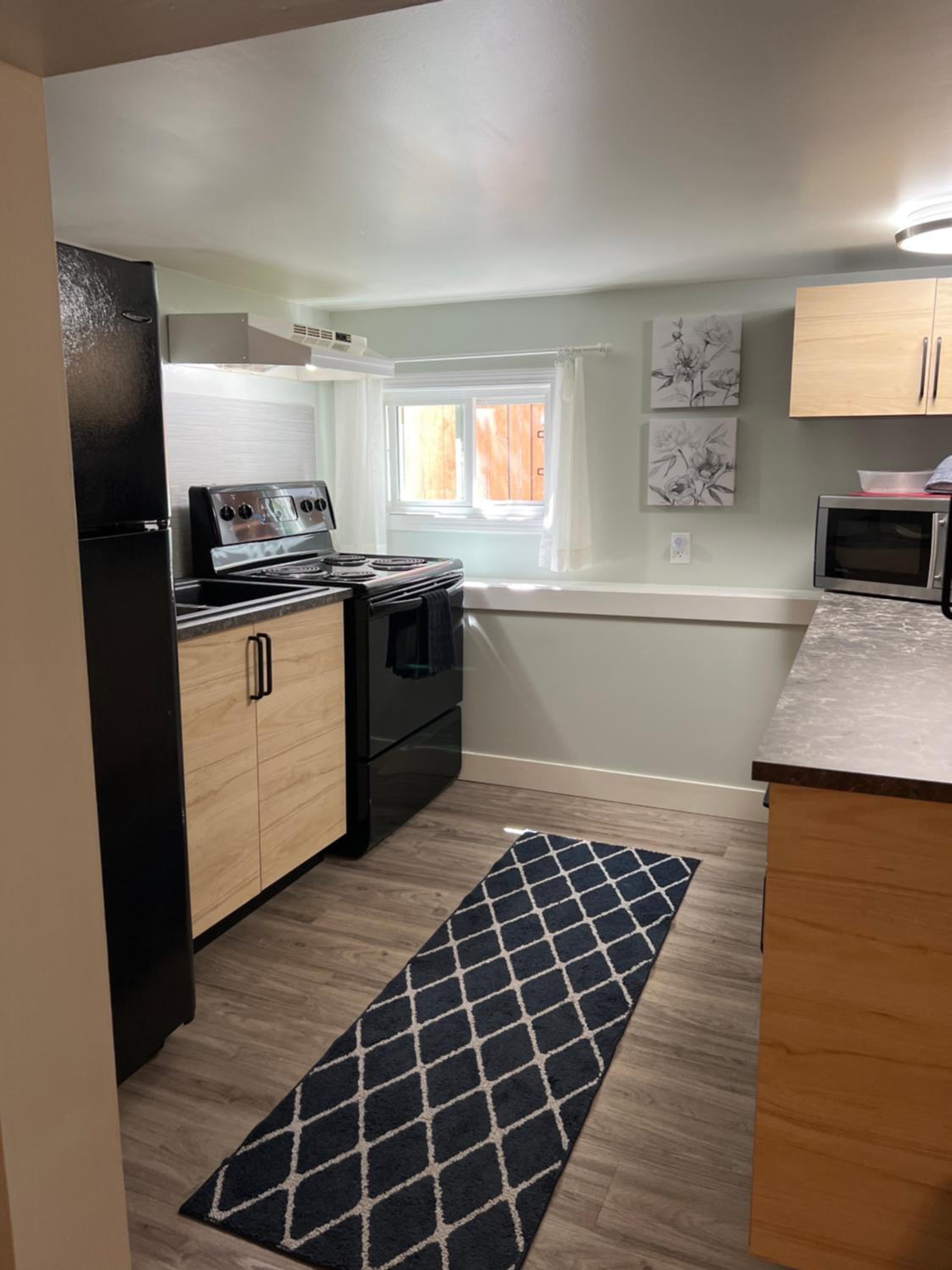 Quaint 1 bedroom lower suite in Victoria, BC