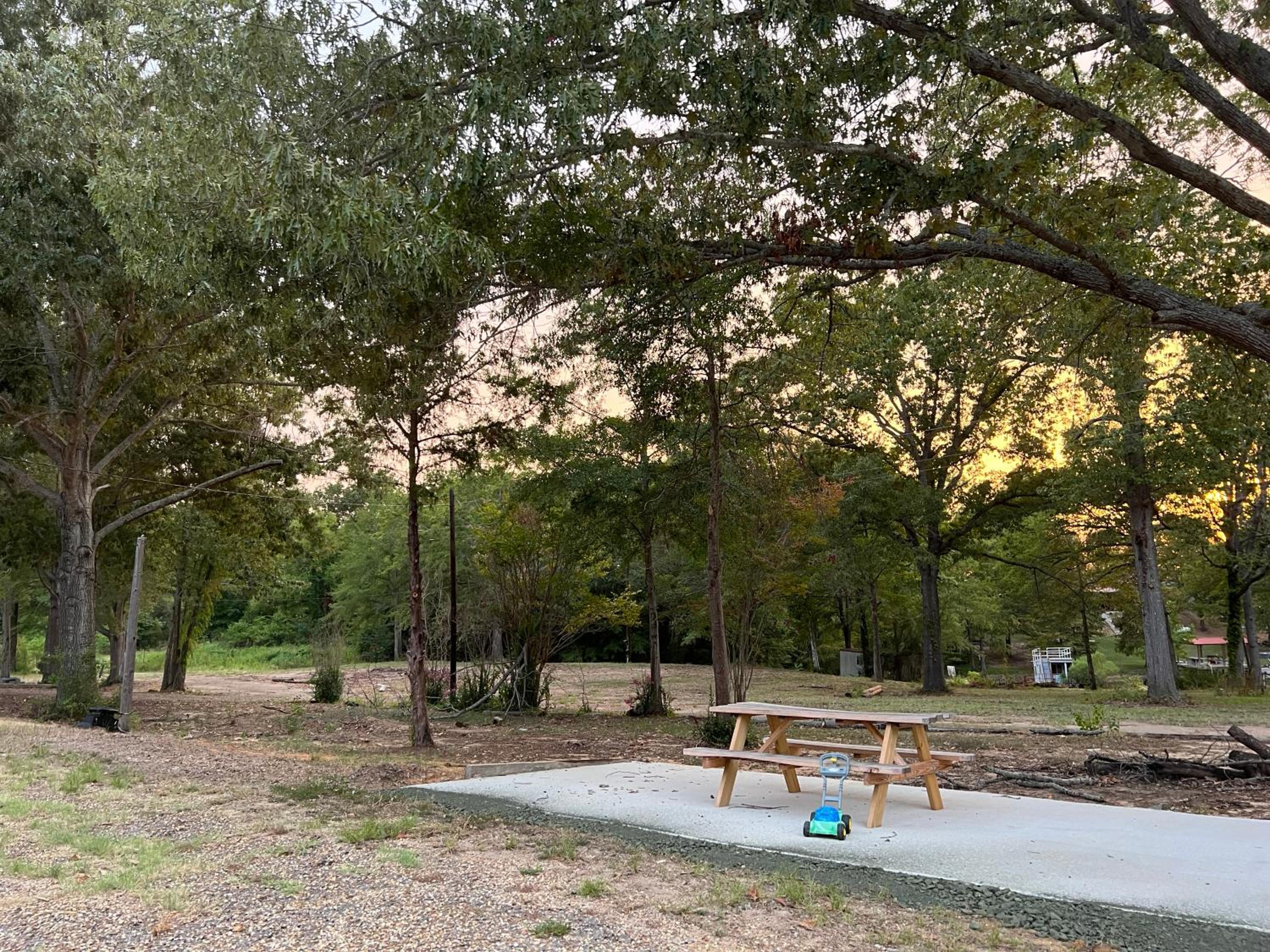 Driftwood Inn and Lodge by the lake - Property Image 78