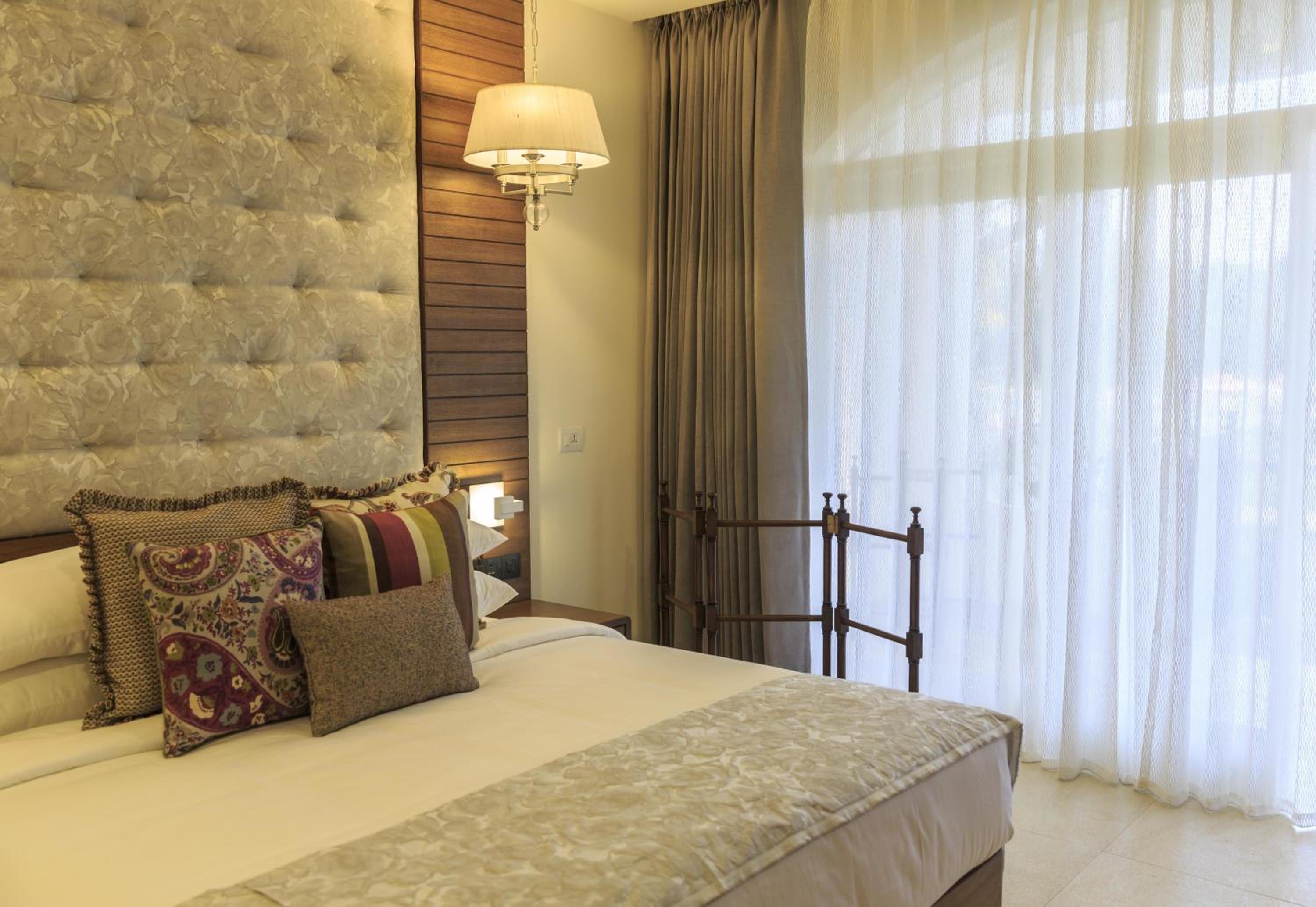 Acron Waterfront Resort