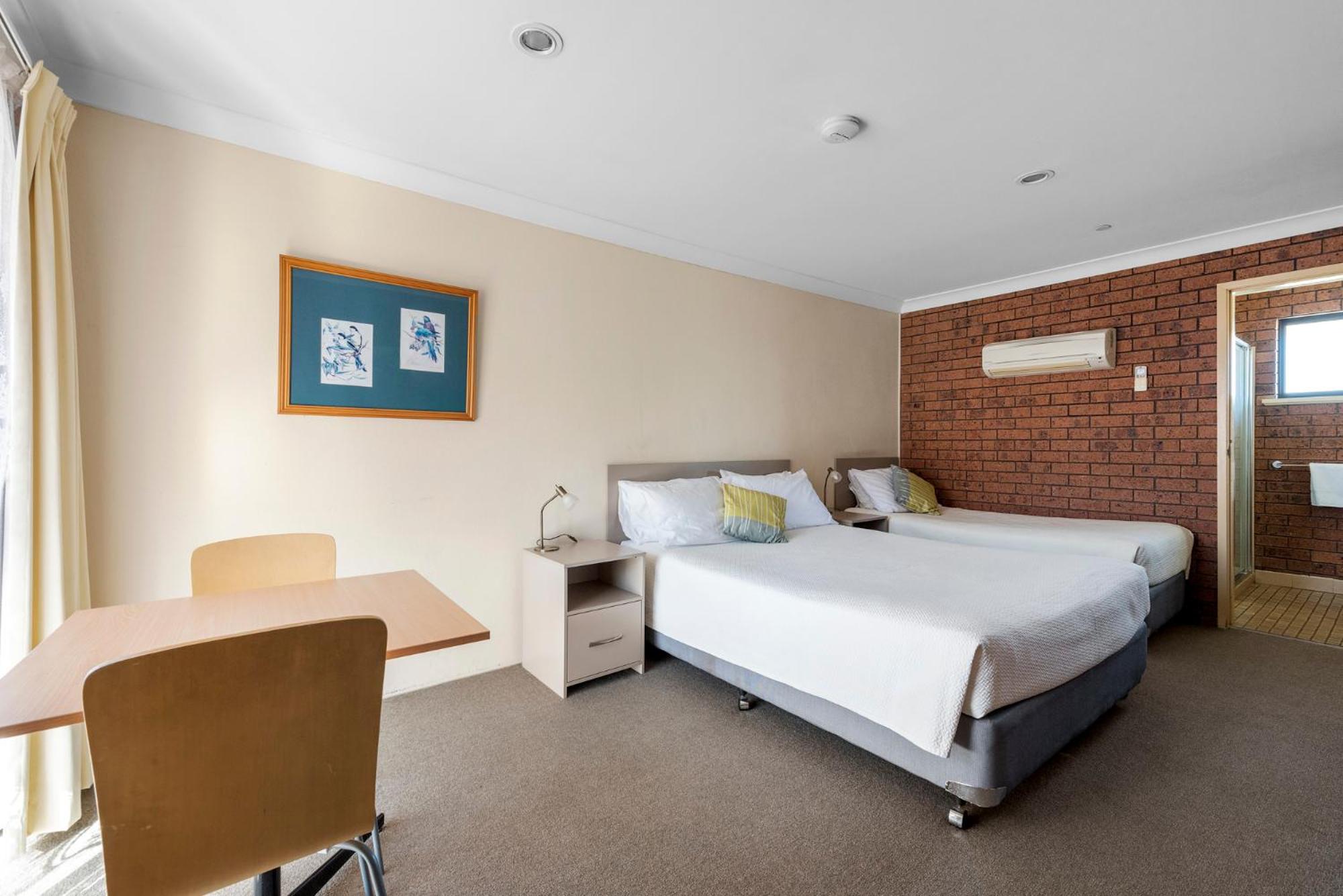 Bomaderry Motor Inn