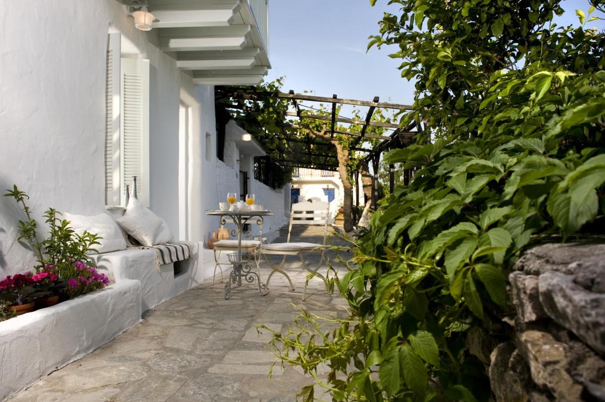 outdoor BBQ area