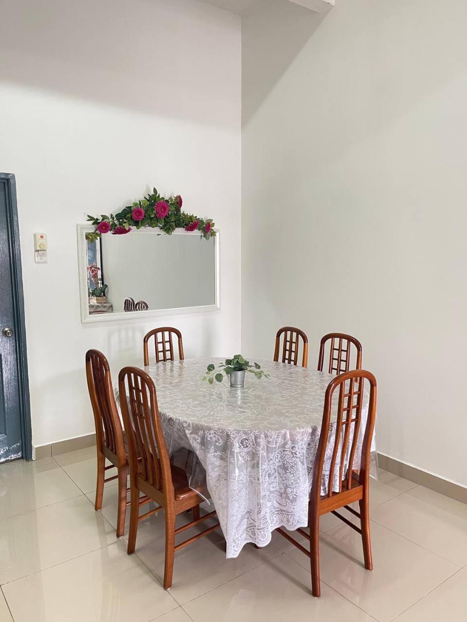 Ritz Homestay UNIT A at Gong Badak, Kuala Terengganu photo 2